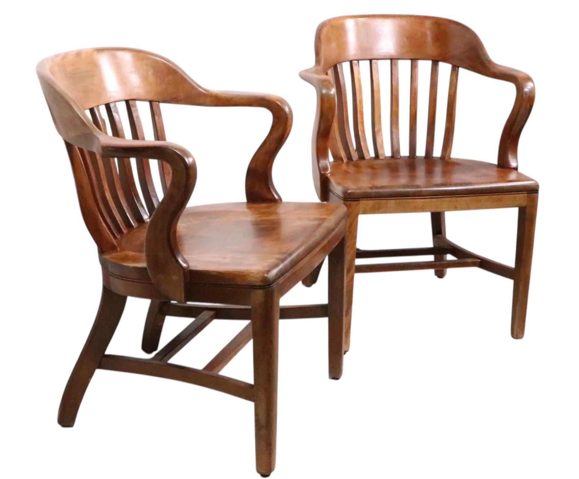 Pr. Chaises à jury de la Banque d'Angleterre en vente 5