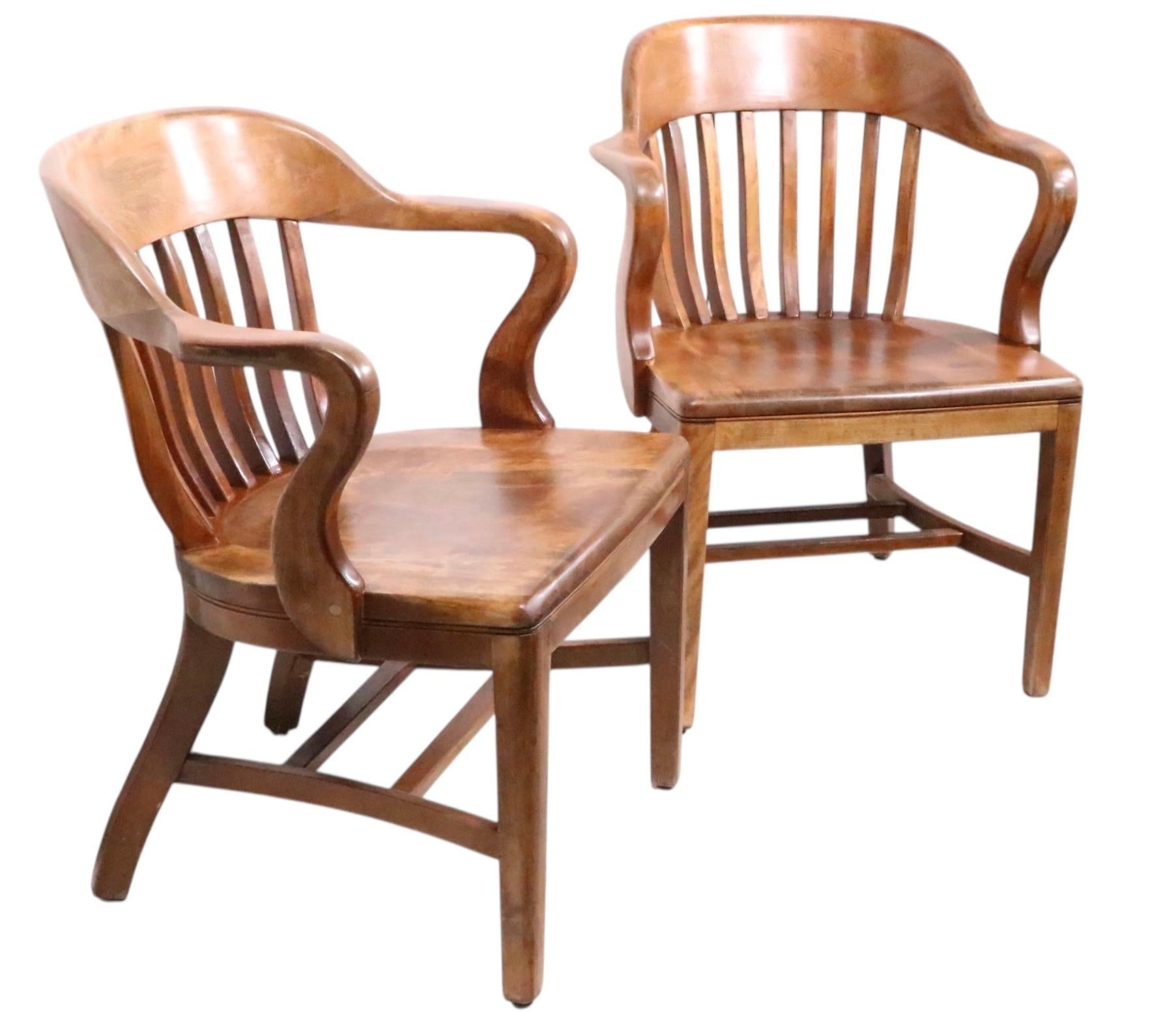 Pr. Chaises à jury de la Banque d'Angleterre en vente 6