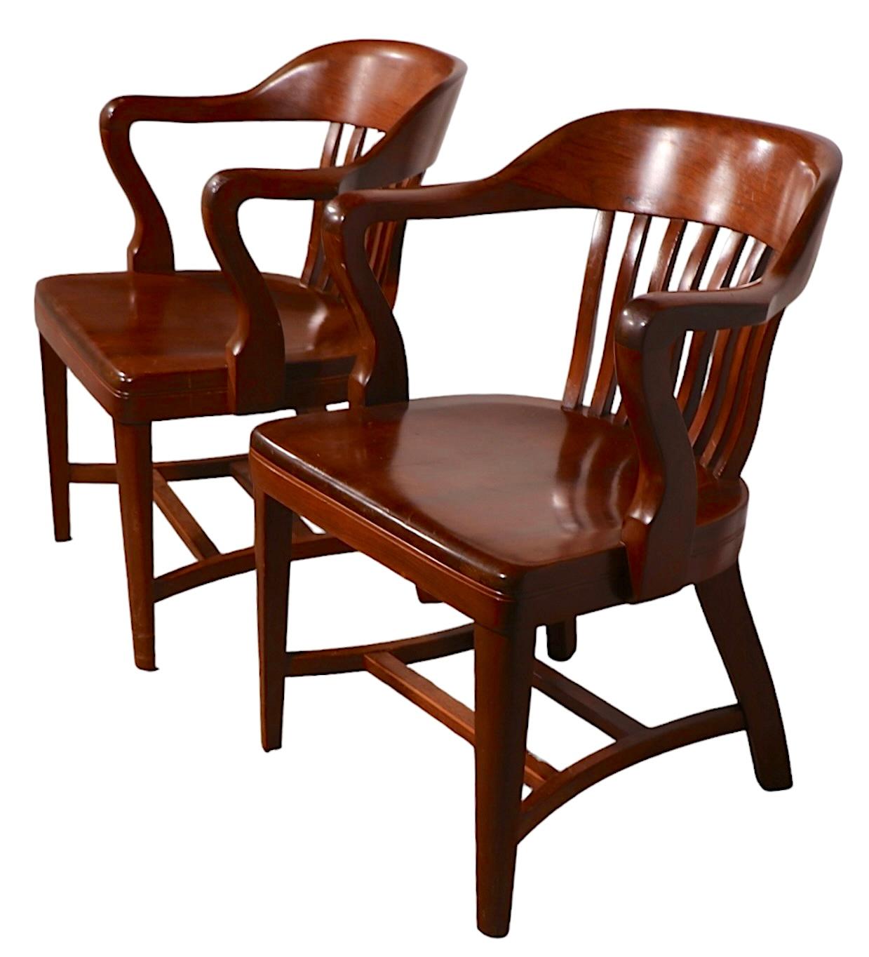 Pr. Bank of England Yale Library Jury Chairs att. to Gunlocke 5
