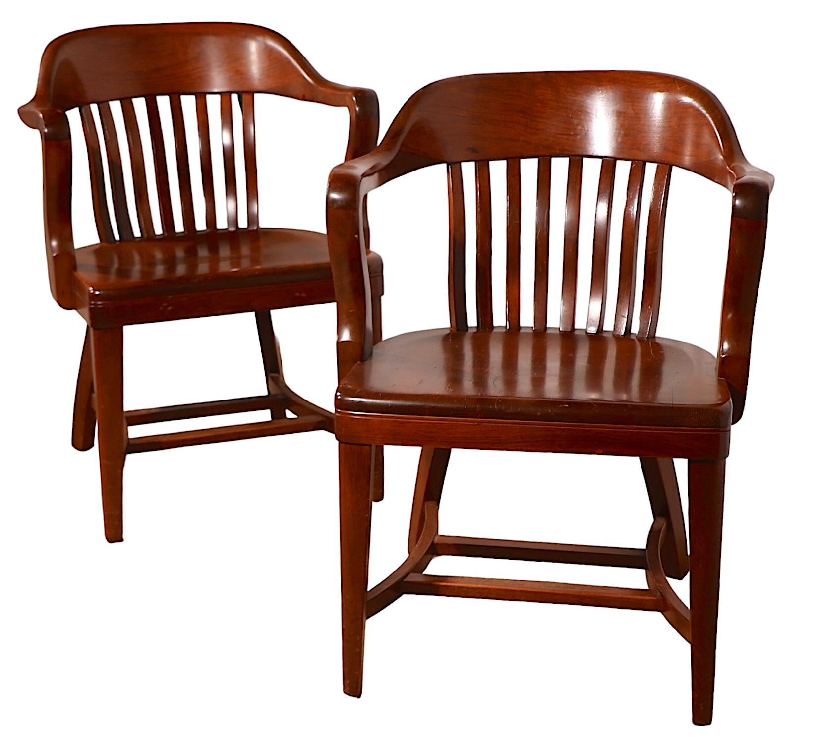 Pr. Bank of England Yale Library Jury Chairs att. to Gunlocke 7