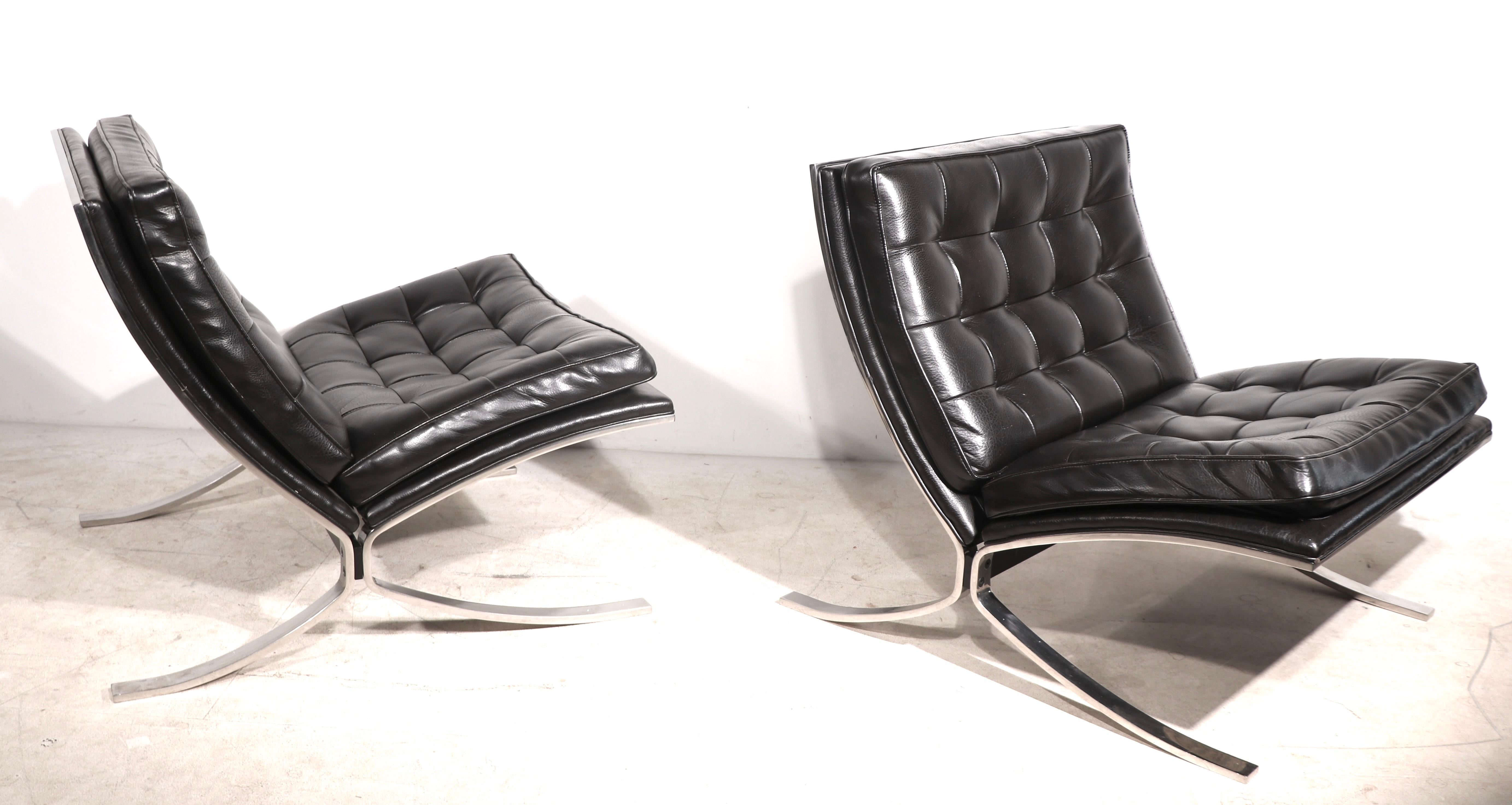 Pr. Stühle im Barcelona-Stil von Kipp Stewart für Drexel  im Zustand „Gut“ im Angebot in New York, NY