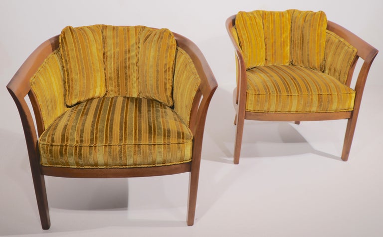 Hollywood Regency Pair of Barrel Back Lounge Chairs Att. to Widdicomb For Sale