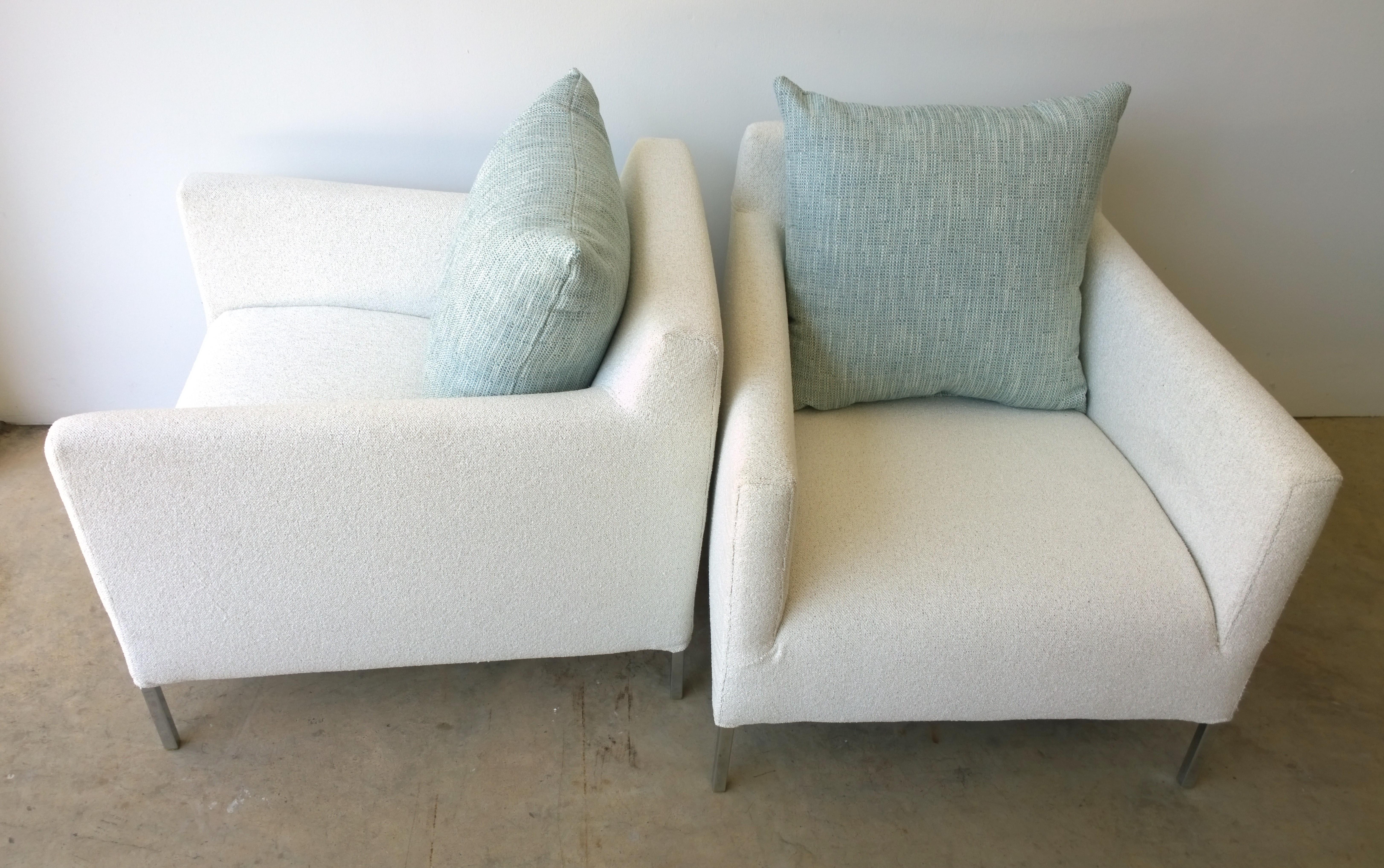 Pr B&B Italia Lounge Chairs w/ Chrome Legs & New White Upholstered Slip Covers For Sale 3