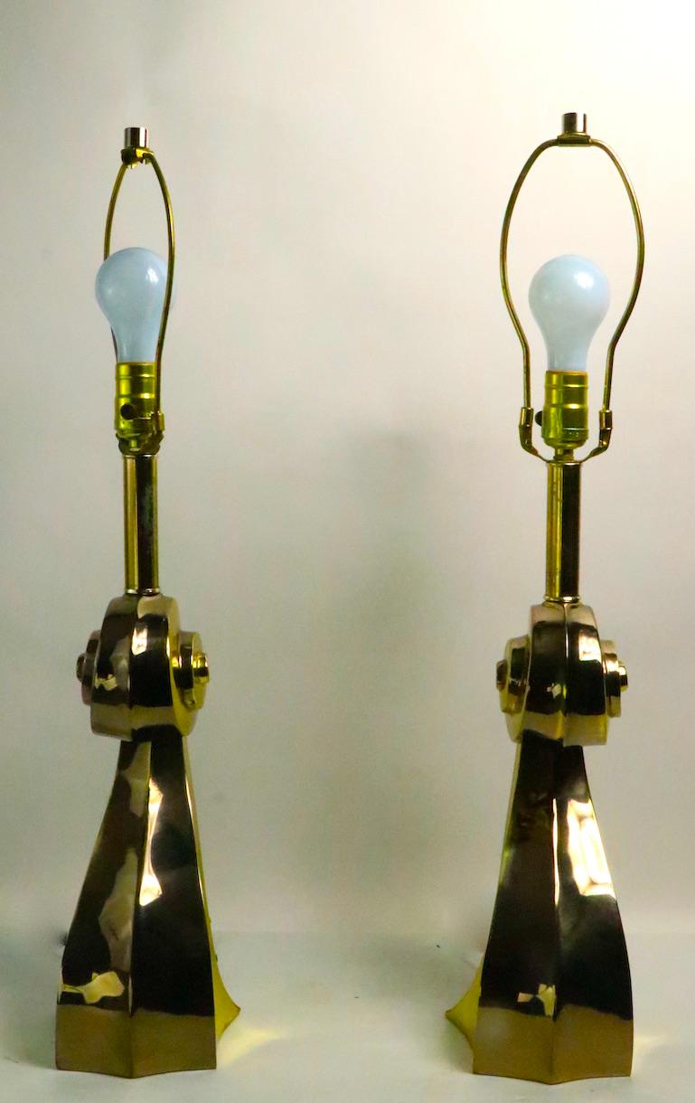Pair of Brass Lamps in the Style of Pierre Cardin For Sale 1