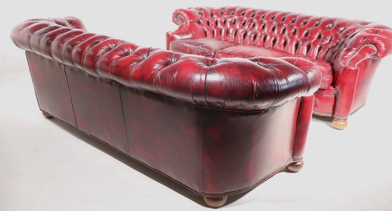 Pr. C Shape Tufted Leather Chesterfield Sofas For Sale 4