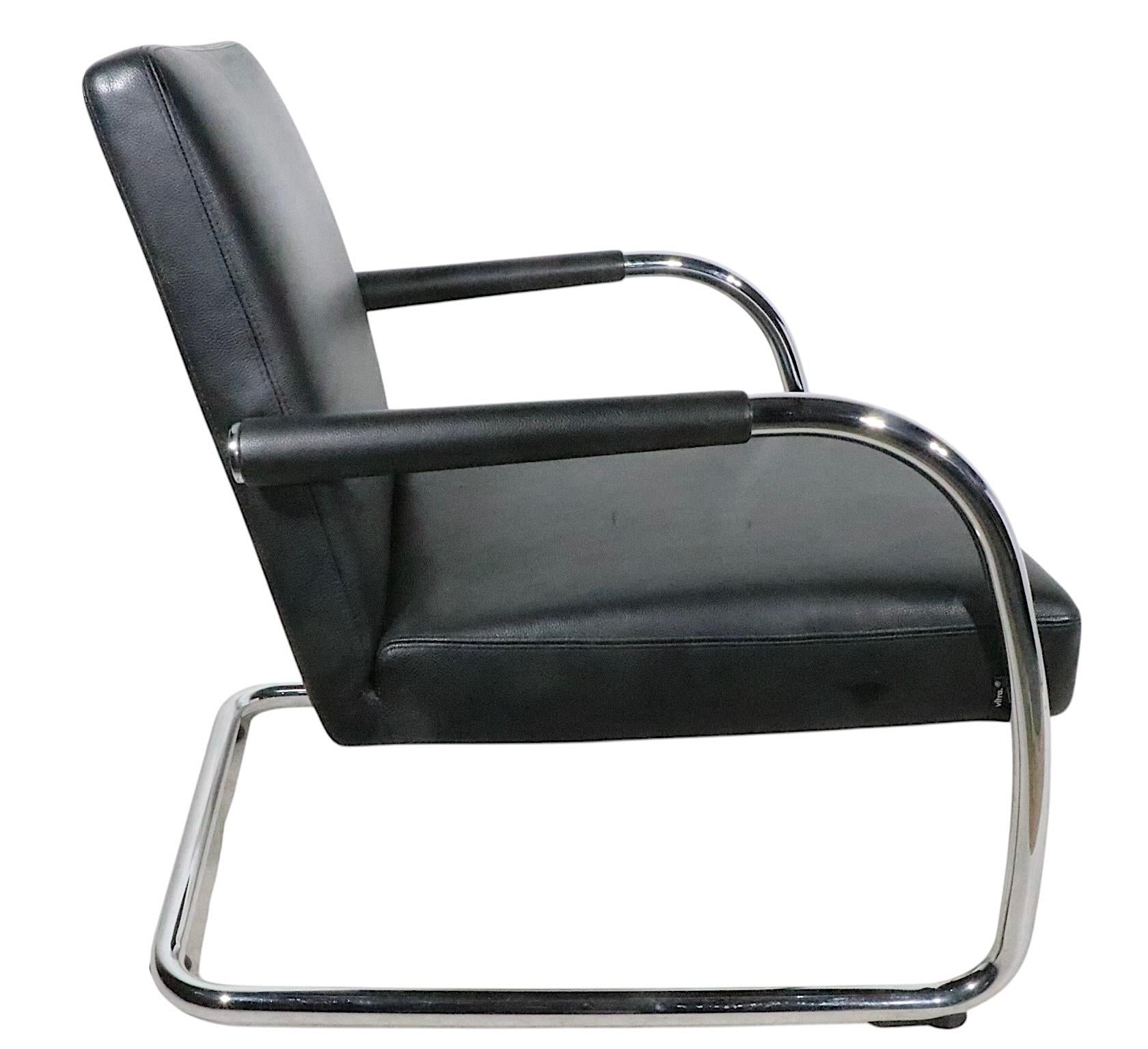Pr.  Cantilevered Black Leather and Chrome Lounge Chairs by Citterio for Vitra For Sale 6