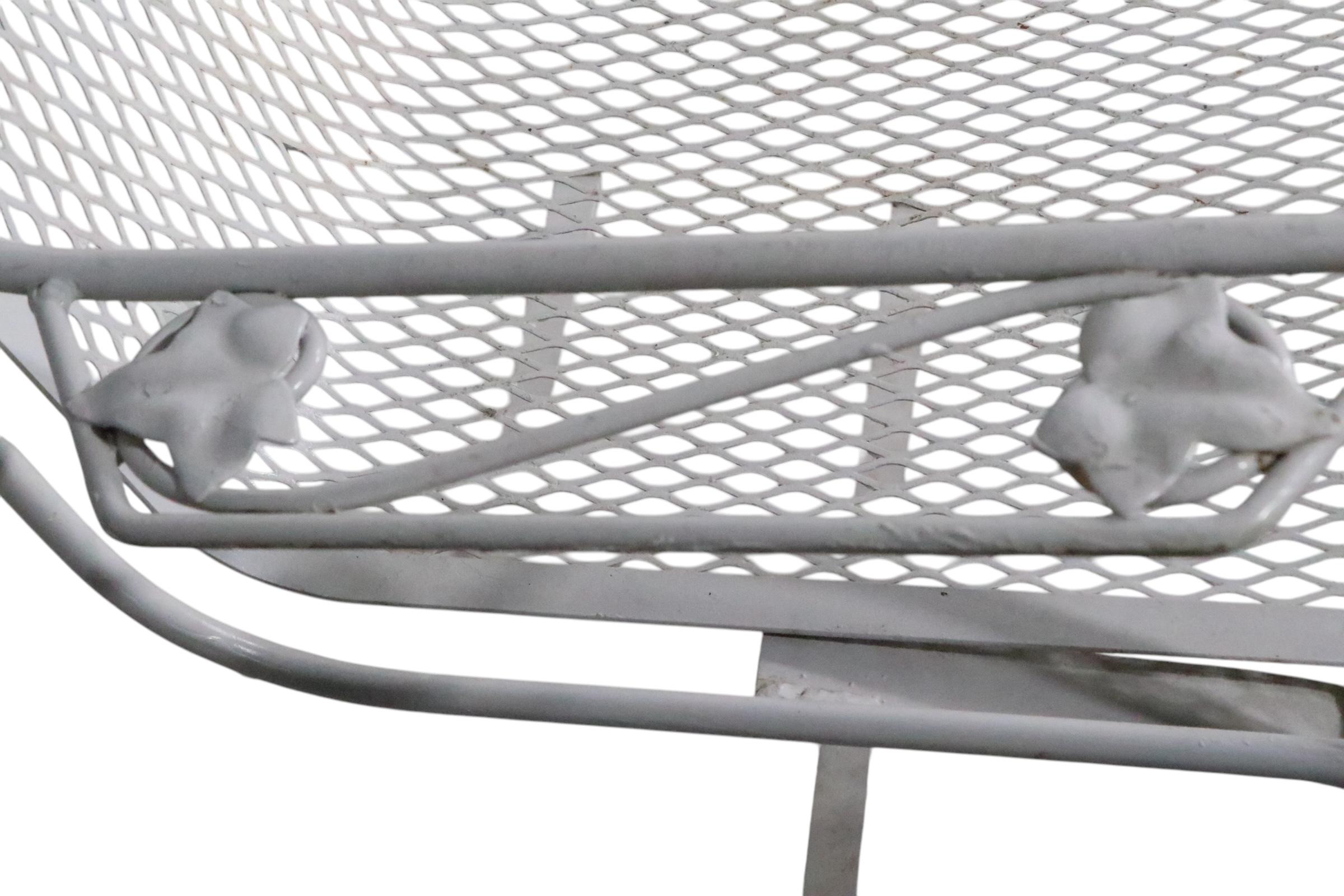 Pr. Cantilevered Spring Garden Patio Poolside Lounge Chairs att. to Woodard For Sale 6