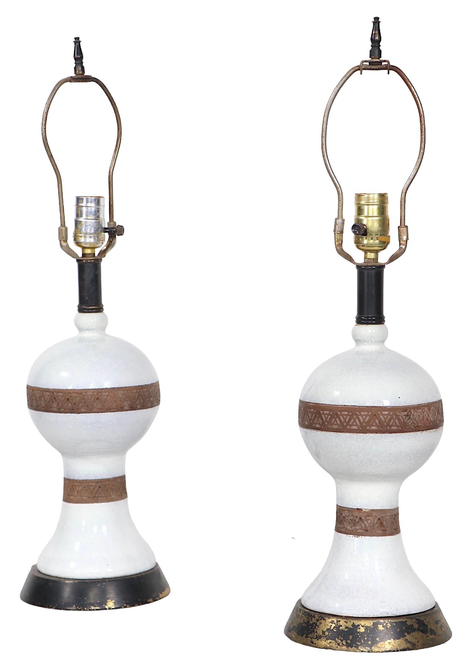 Pr. Ceramic Table Lamps Made in Italy Attr. to Urbano Zaccagnini  For Sale 3