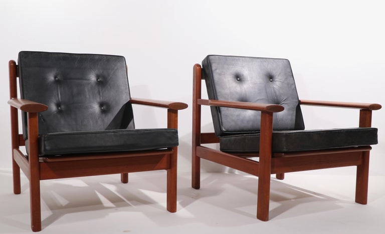 Pair of Danish Modern Lounge Chairs by Poul Volther for Frem Rolje For Sale 4