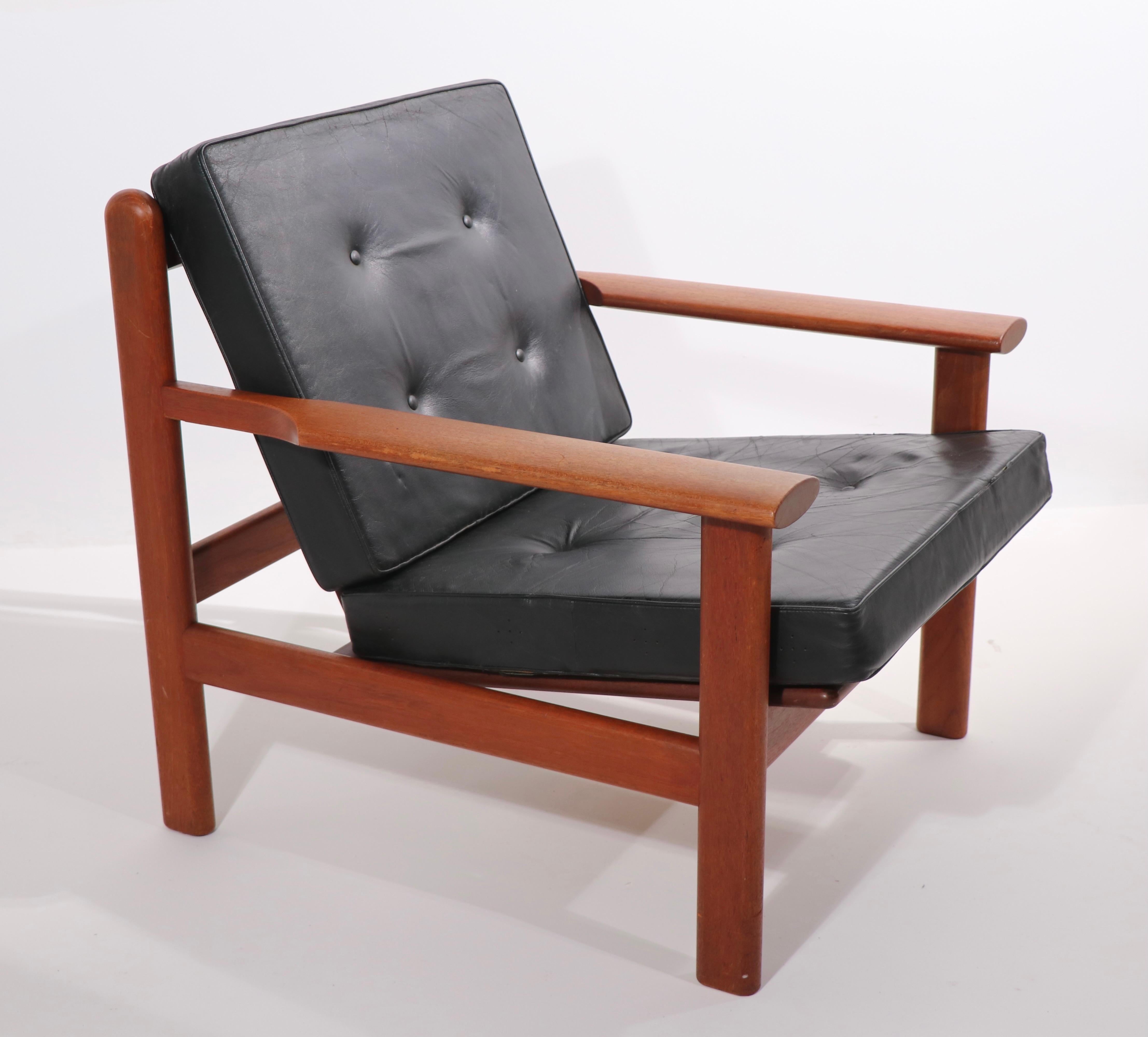 Pair of Danish Modern Lounge Chairs by Poul Volther for Frem Rolje In Good Condition For Sale In New York, NY