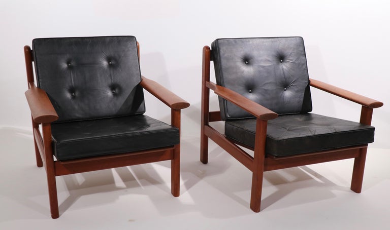 Pair of Danish Modern Lounge Chairs by Poul Volther for Frem Rolje For Sale 3