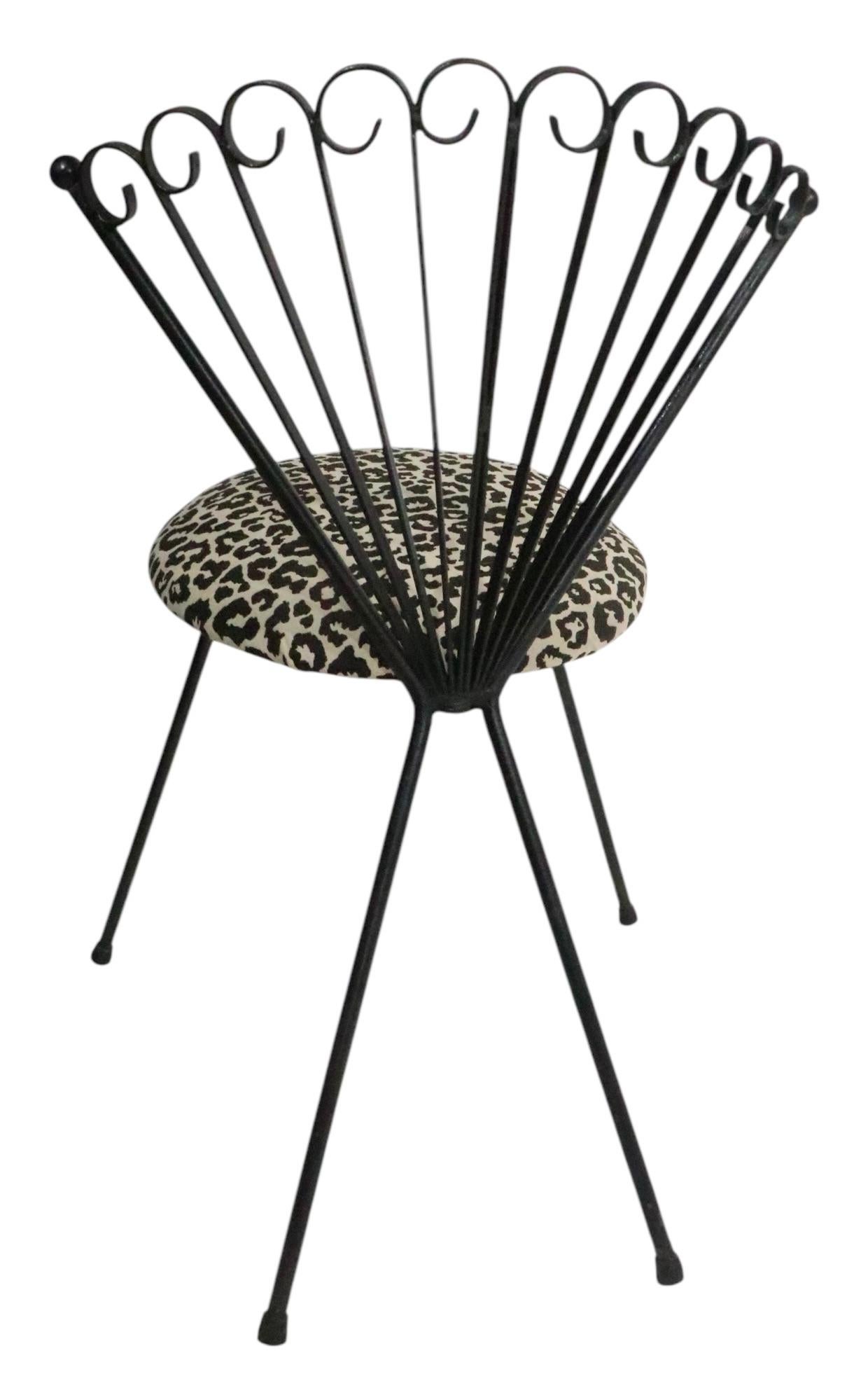 Hollywood Regency Pr. Chaises d'appoint décoratives de style Granada du milieu du siècle dernier attribuées à Arthur Umanoff en vente