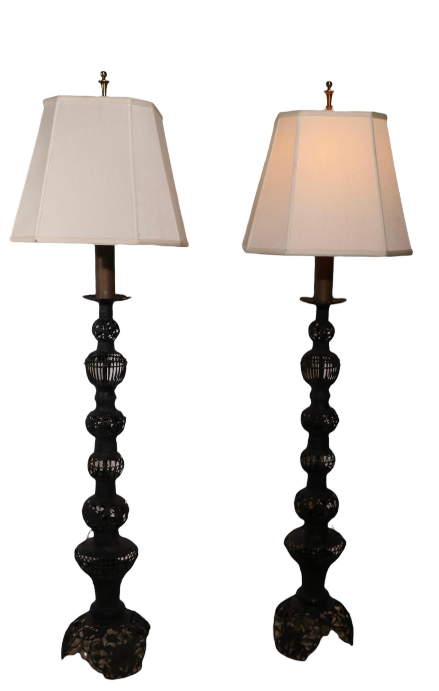 Pr. Decorative Vintage Pierced Metal Floor Lamps Made in India Ca. 1970's In Good Condition For Sale In New York, NY
