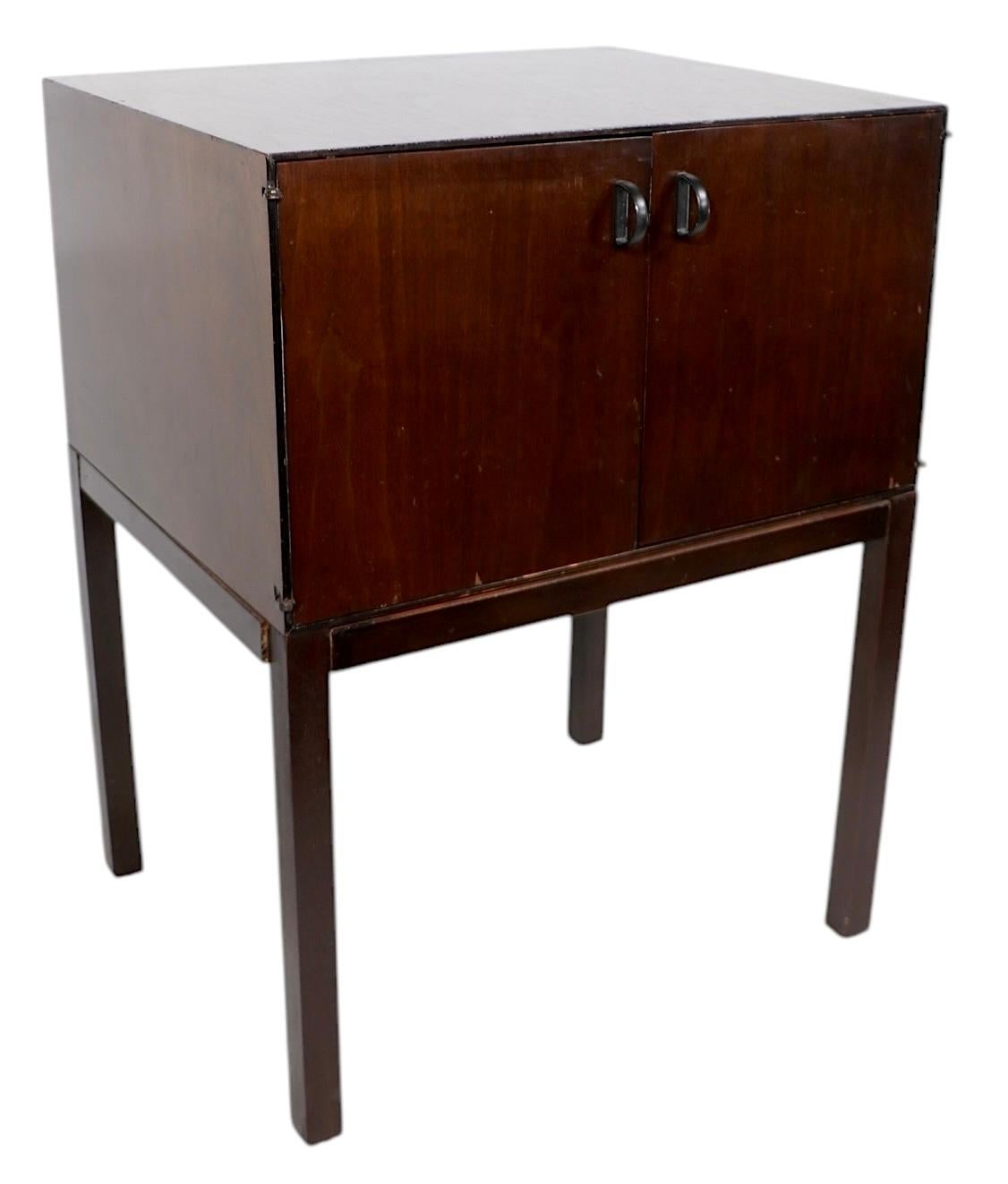 Pr. Directional Custom Collection Nightstands c. 1970’s In Good Condition For Sale In New York, NY