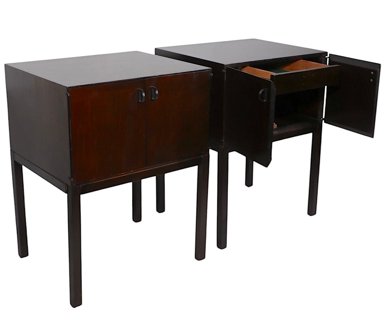 Pr. Directional Custom Collection Nightstands c. 1970’s For Sale 2
