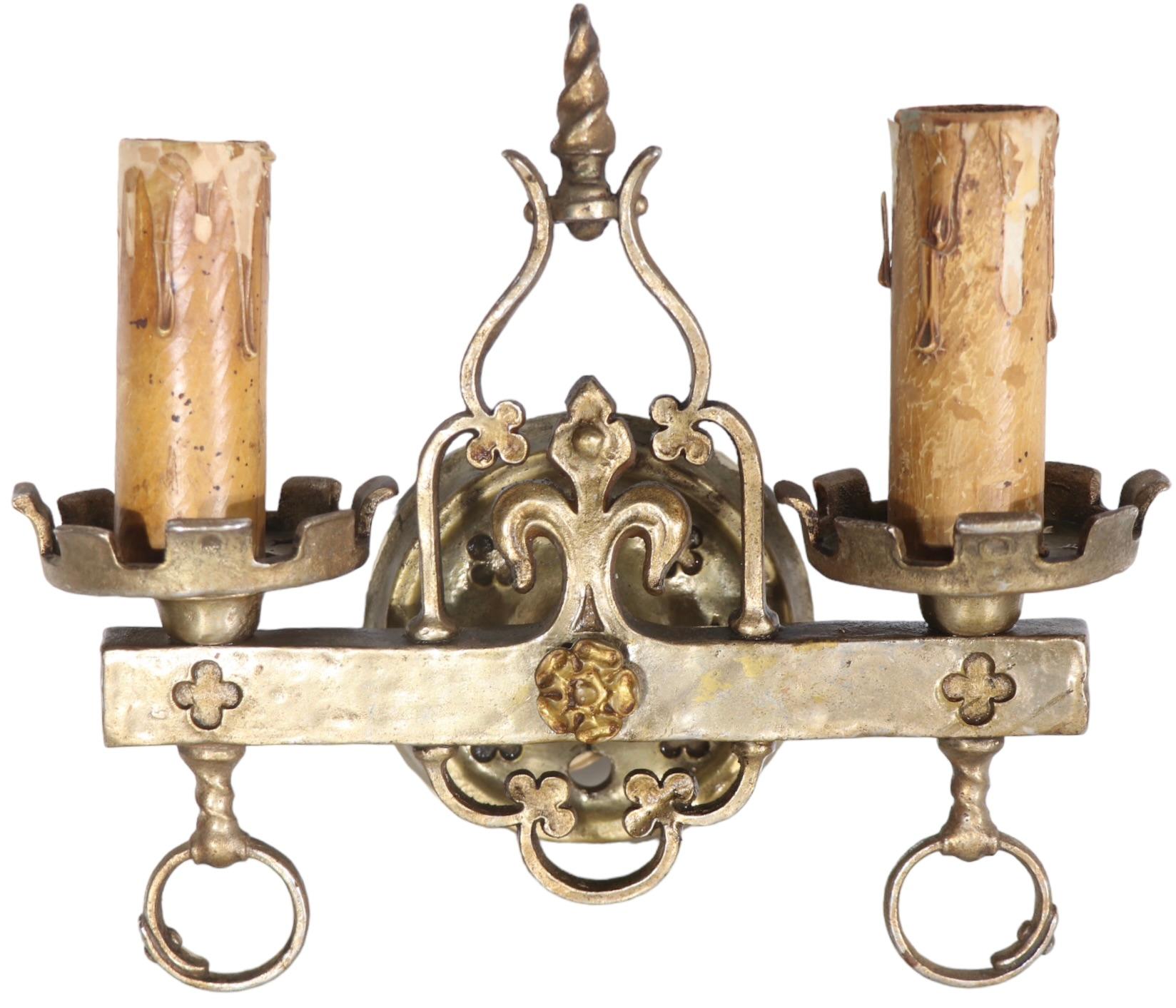 arts and crafts style wall sconces
