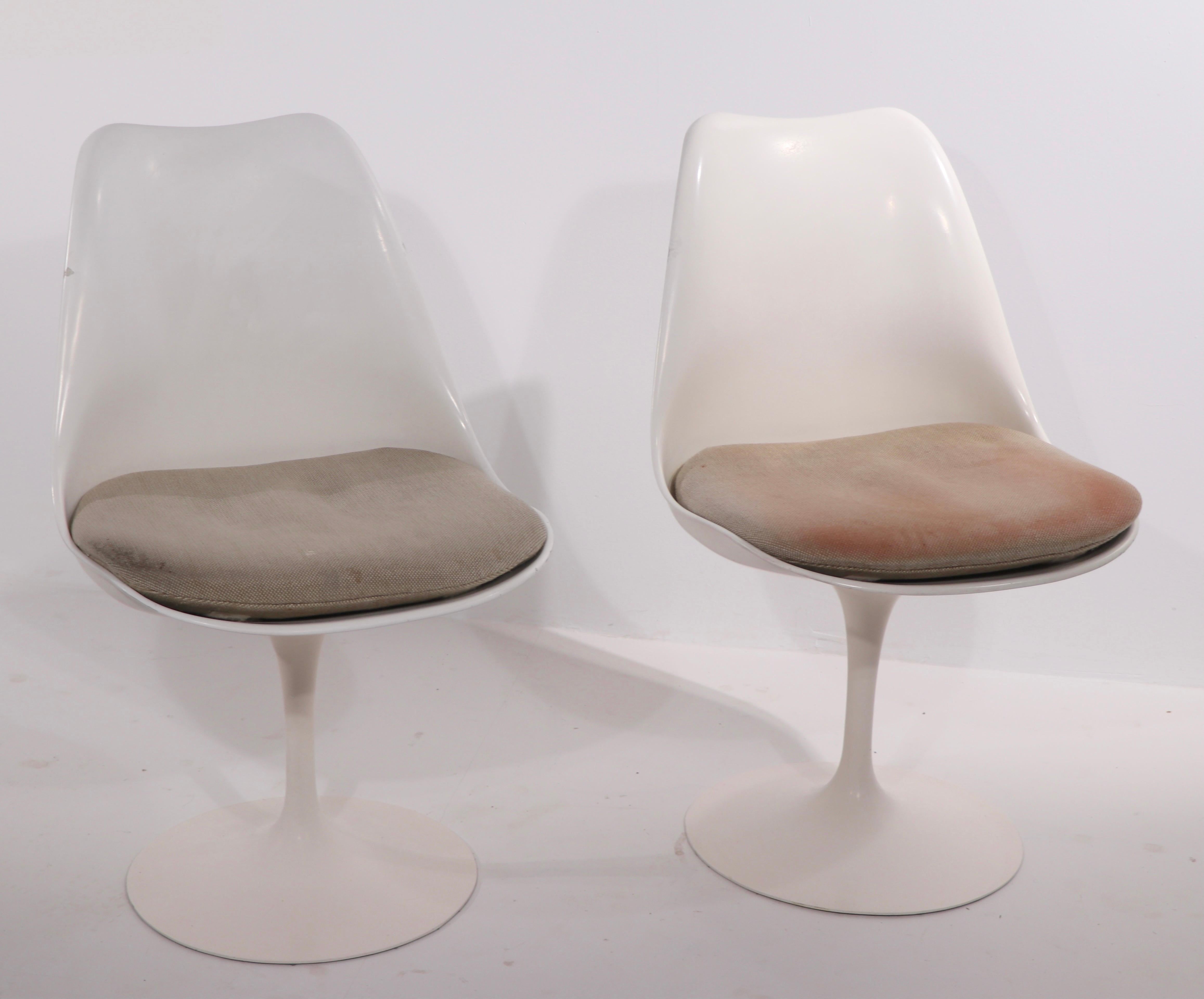 Pr. Eero Saarinen Tulip Chairs by Knoll 3