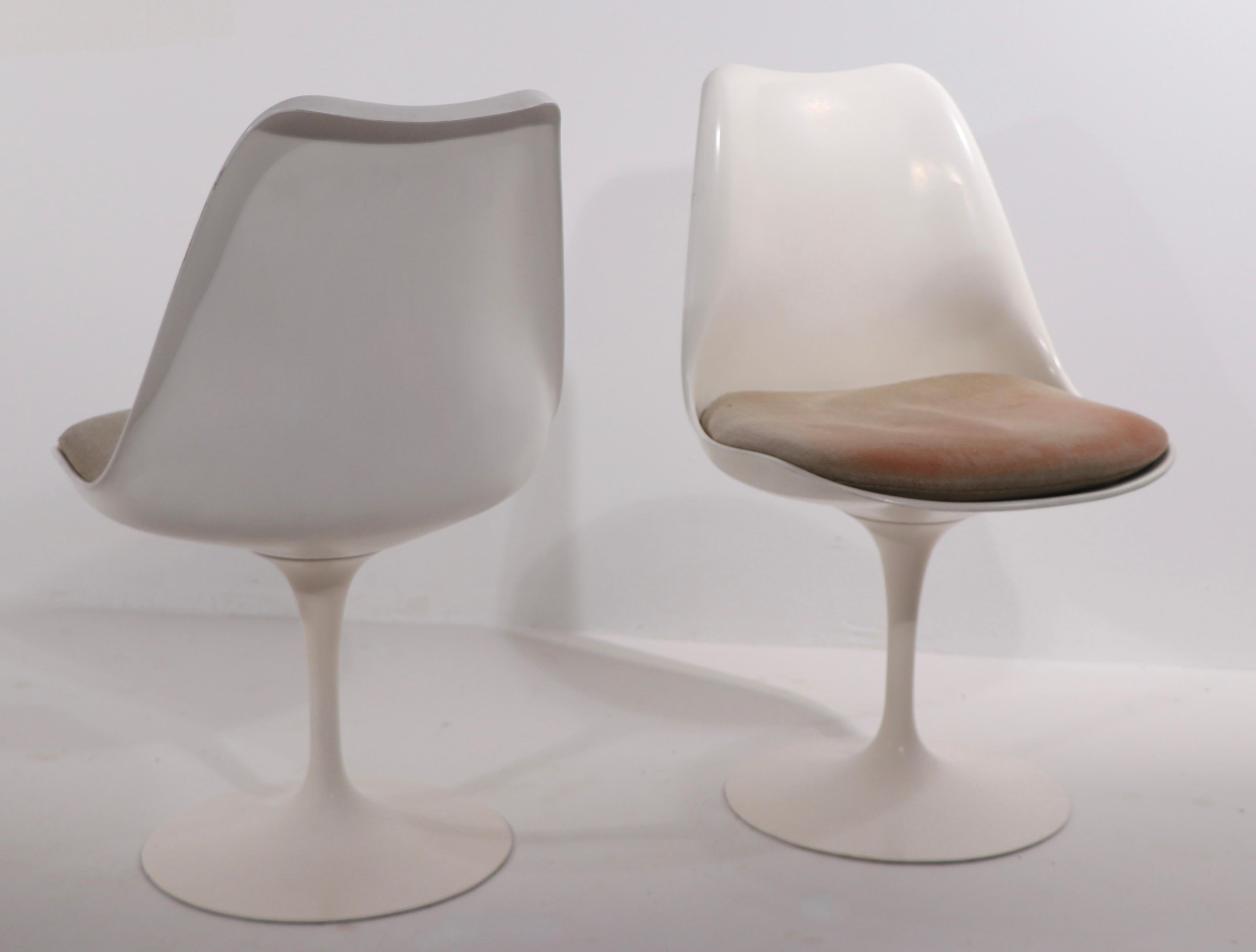 Pr. Eero Saarinen Tulip Chairs by Knoll 2