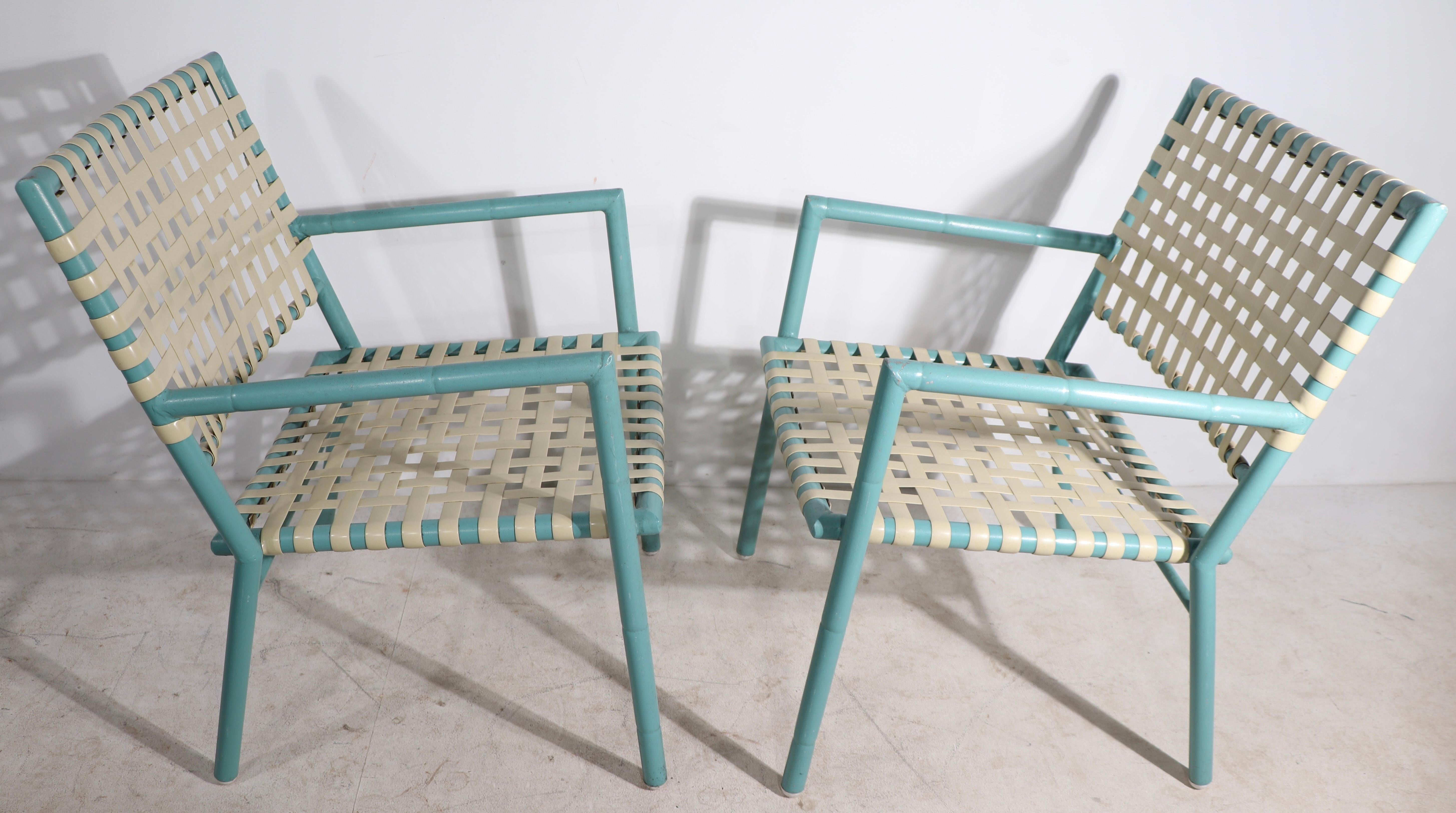 Pr. Faux Bamboo Poolside Garden Patio Lounge Chairs von Hauser ca. 1970's (Moderne der Mitte des Jahrhunderts) im Angebot