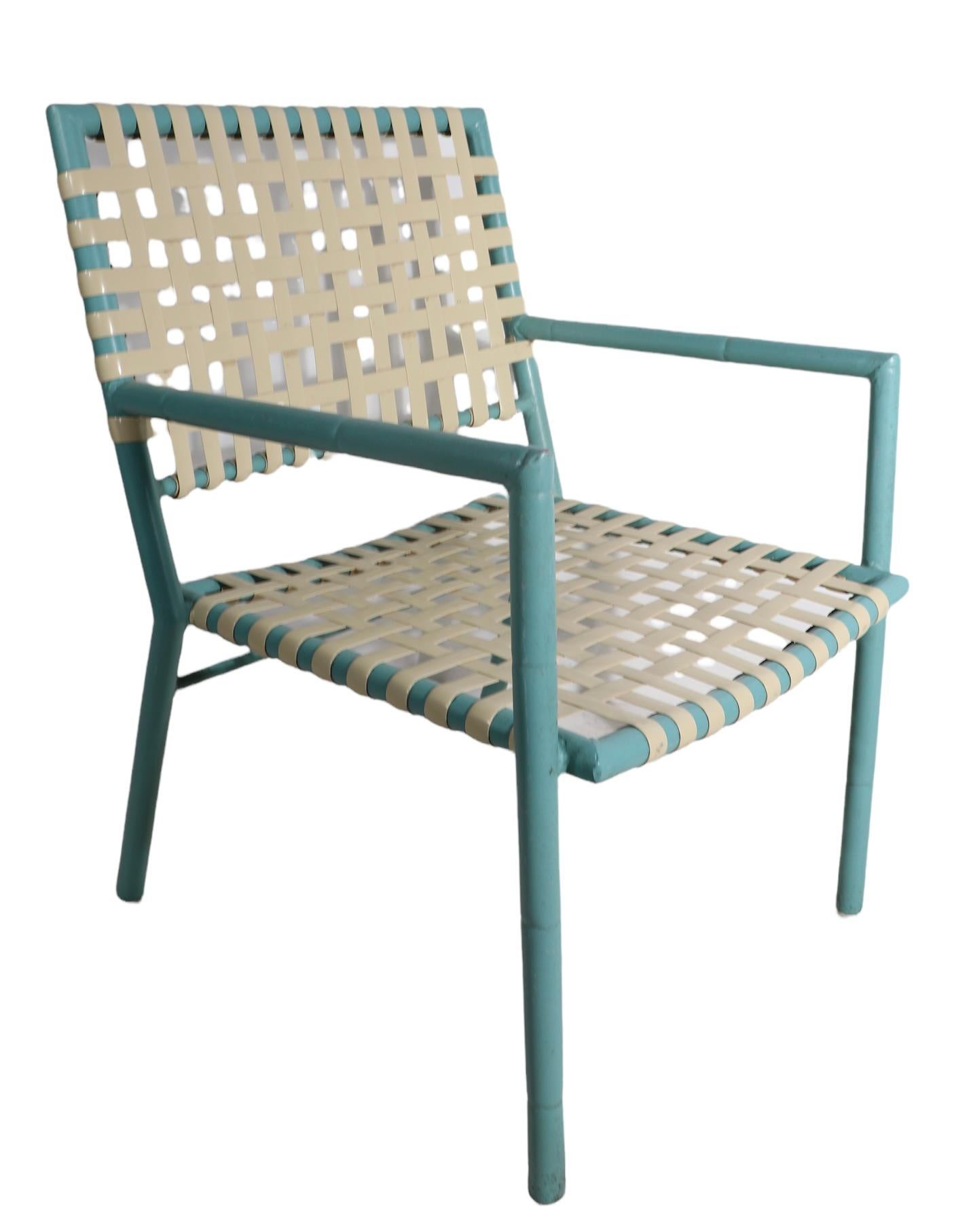 Pr. Faux Bamboo Poolside Garden Patio Lounge Chairs von Hauser ca. 1970's im Zustand „Gut“ im Angebot in New York, NY