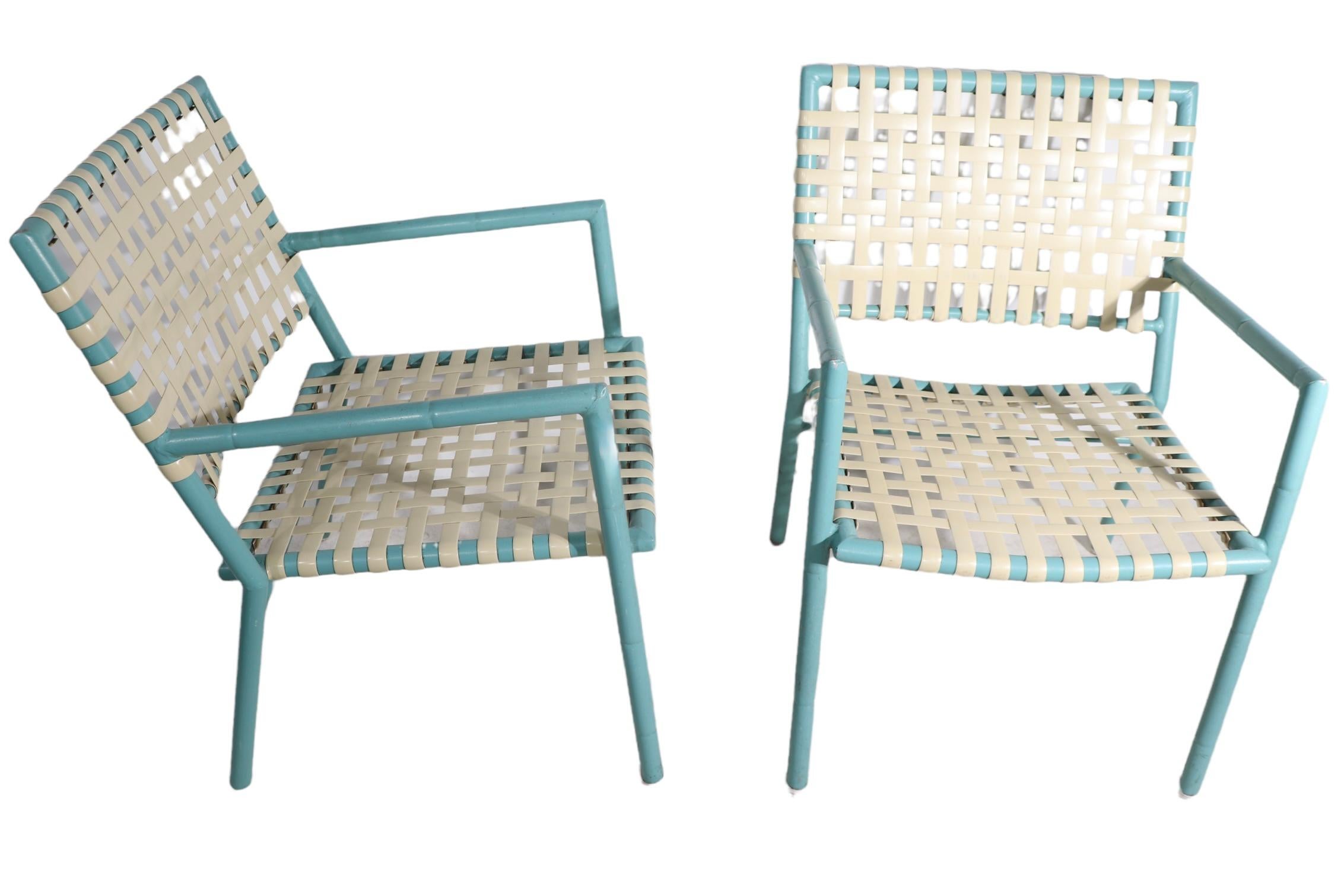 Pr. Faux Bamboo Poolside Garden Patio Lounge Chairs von Hauser ca. 1970's im Angebot 1