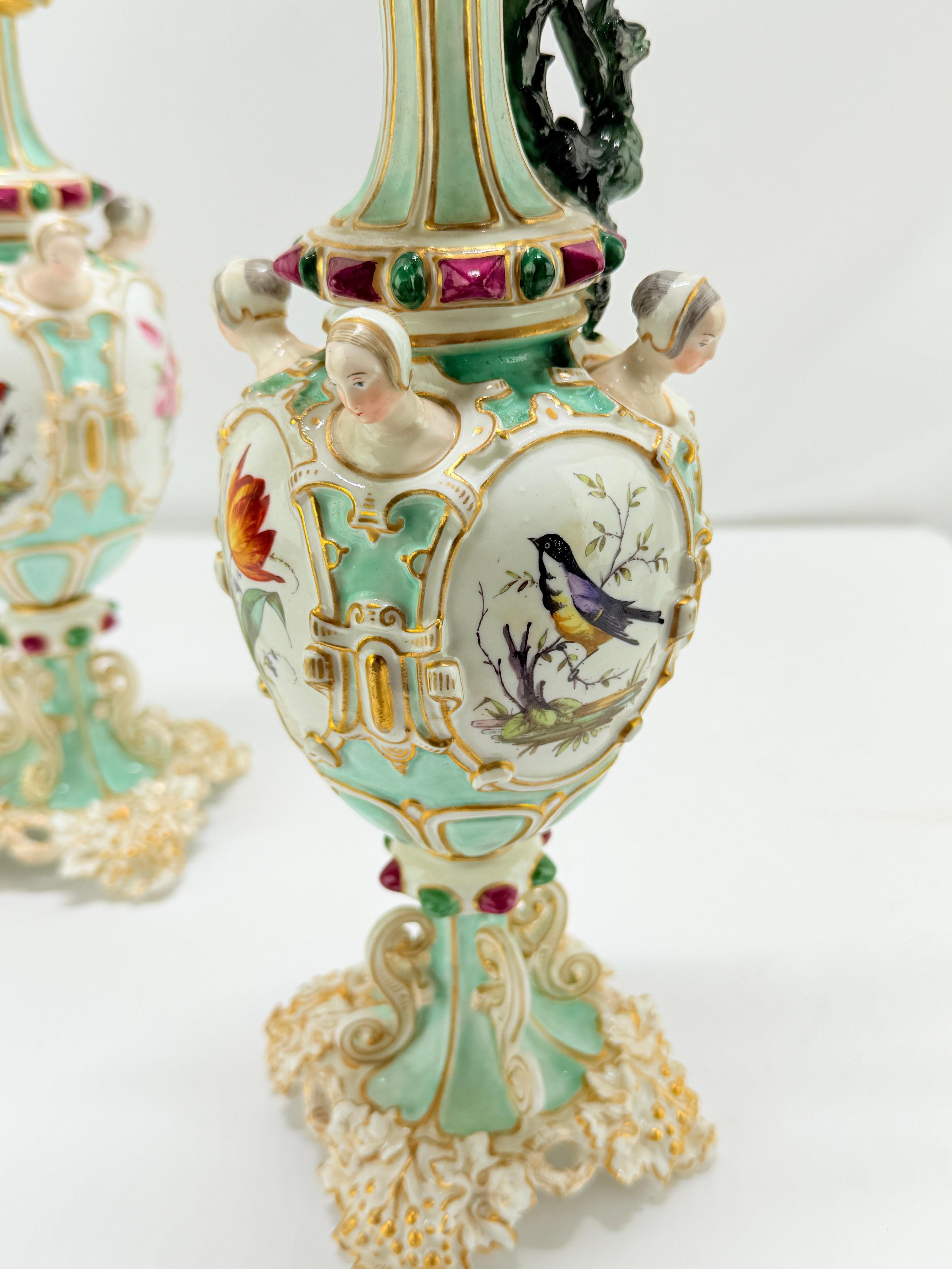 Pr. Ewers de Meissen del s. XIX finamente ejecutados con decoración ornitológica y neoclásica en venta 4