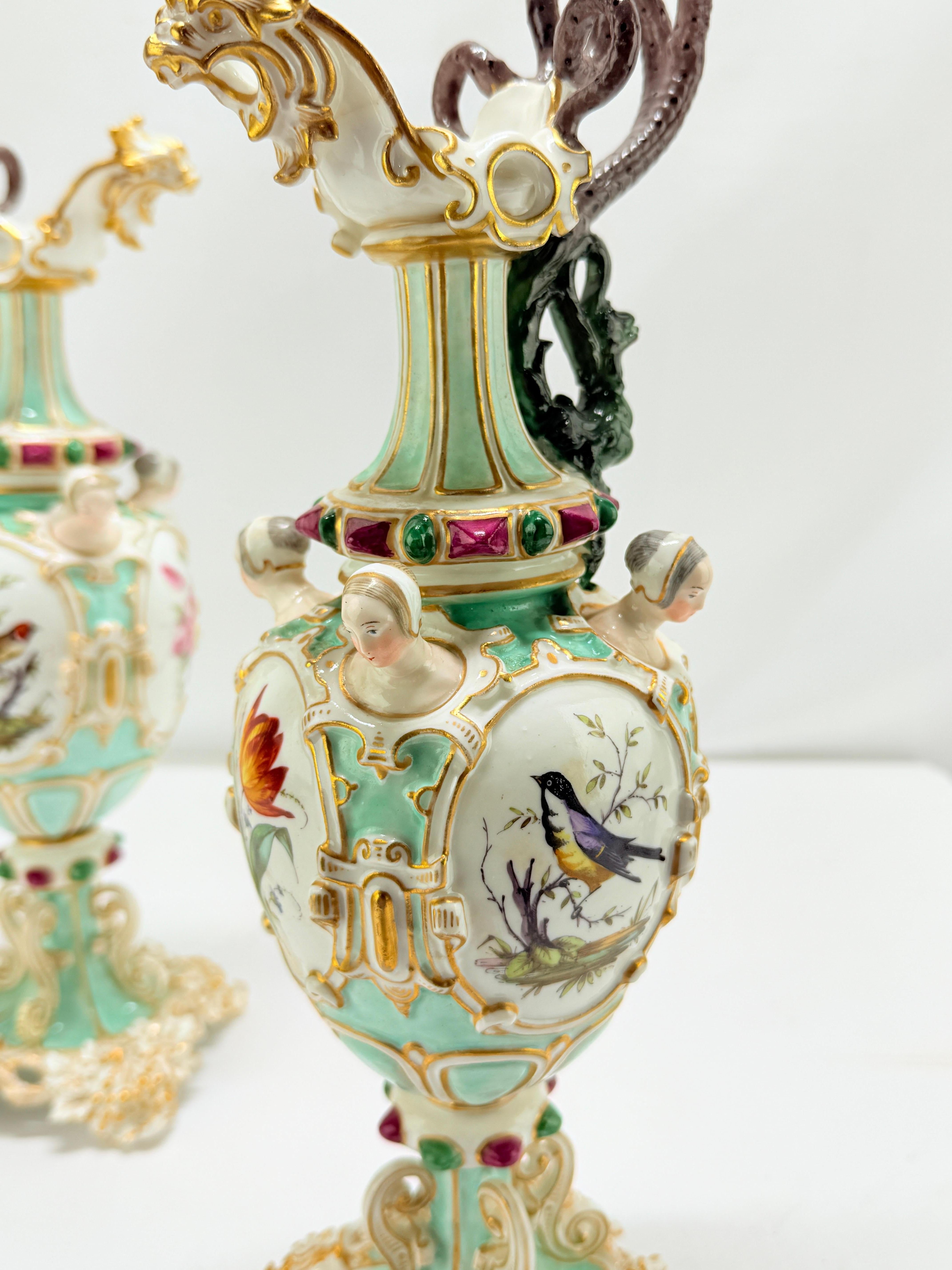 Pr. Ewers de Meissen del s. XIX finamente ejecutados con decoración ornitológica y neoclásica en venta 5