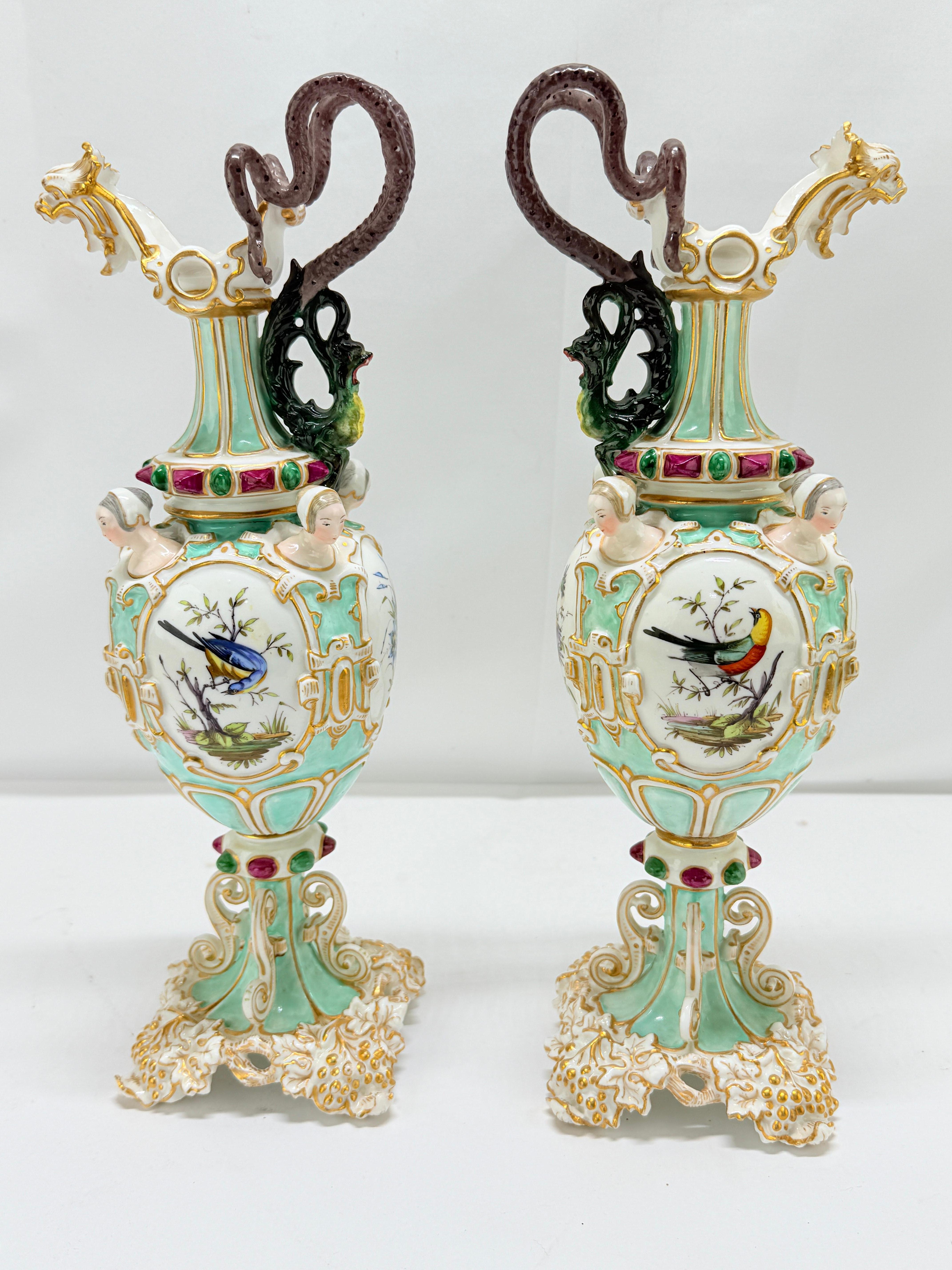 Pr. Ewers de Meissen del s. XIX finamente ejecutados con decoración ornitológica y neoclásica Alemán en venta