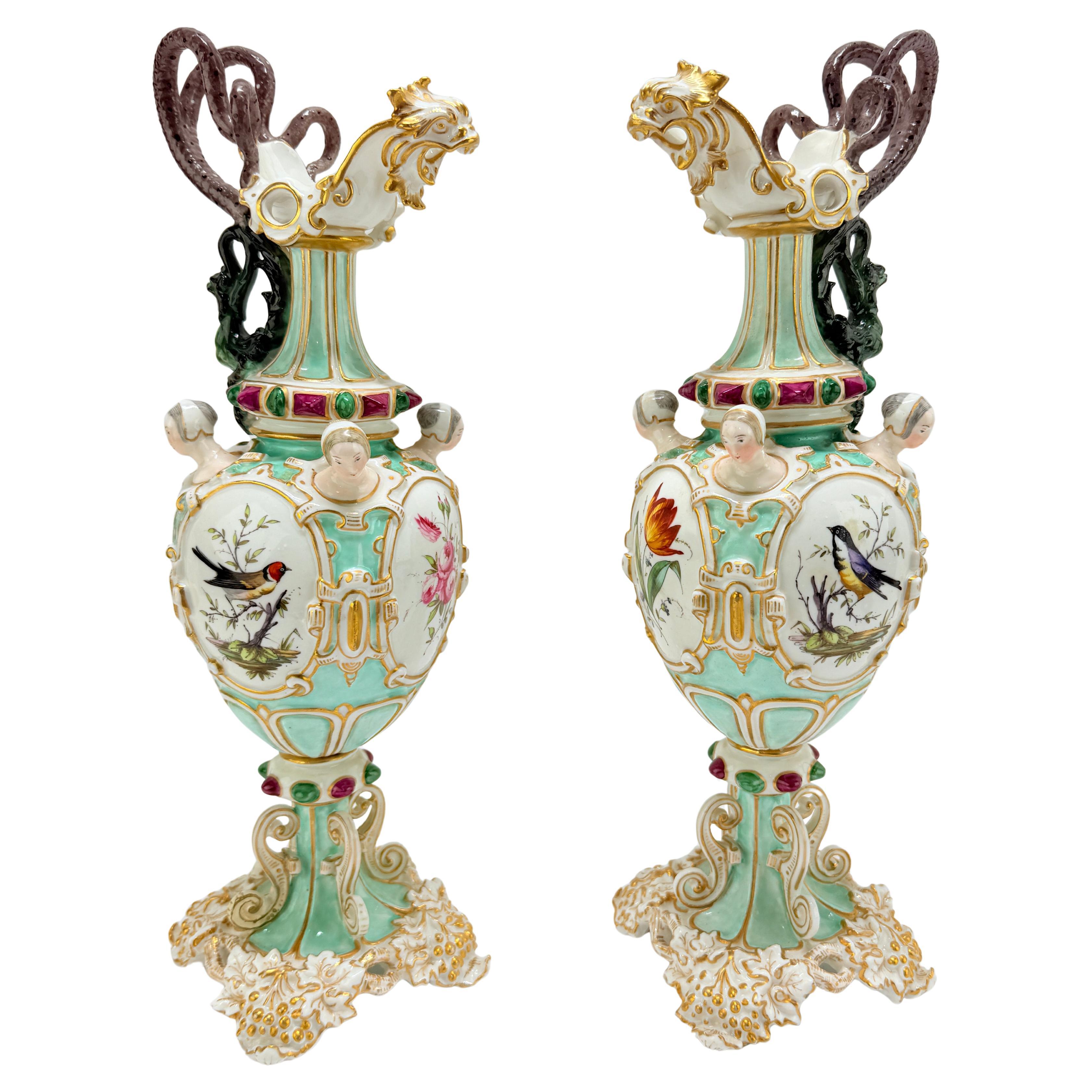 Pr. Ewers de Meissen del s. XIX finamente ejecutados con decoración ornitológica y neoclásica en venta