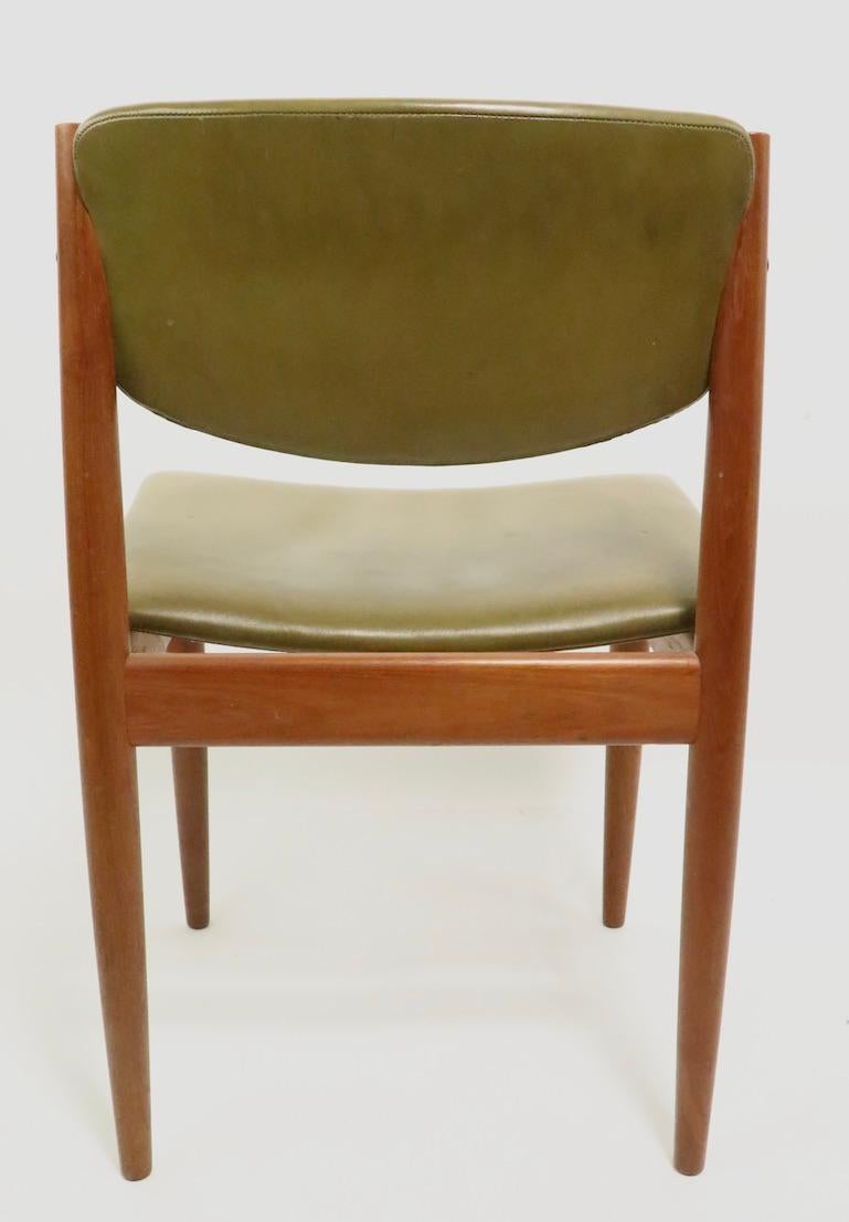 Pair of Finn Juhl for France and Son Dining Chairs 3