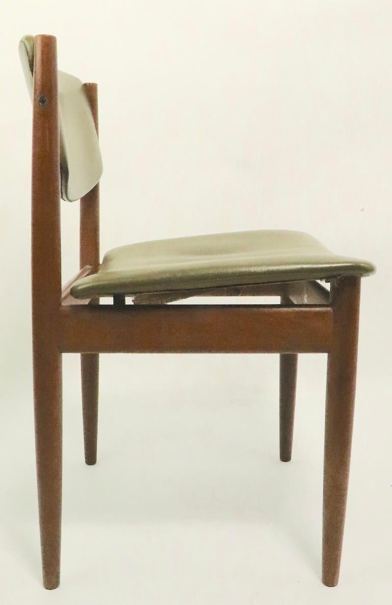 Pair of Finn Juhl for France and Son Dining Chairs 2
