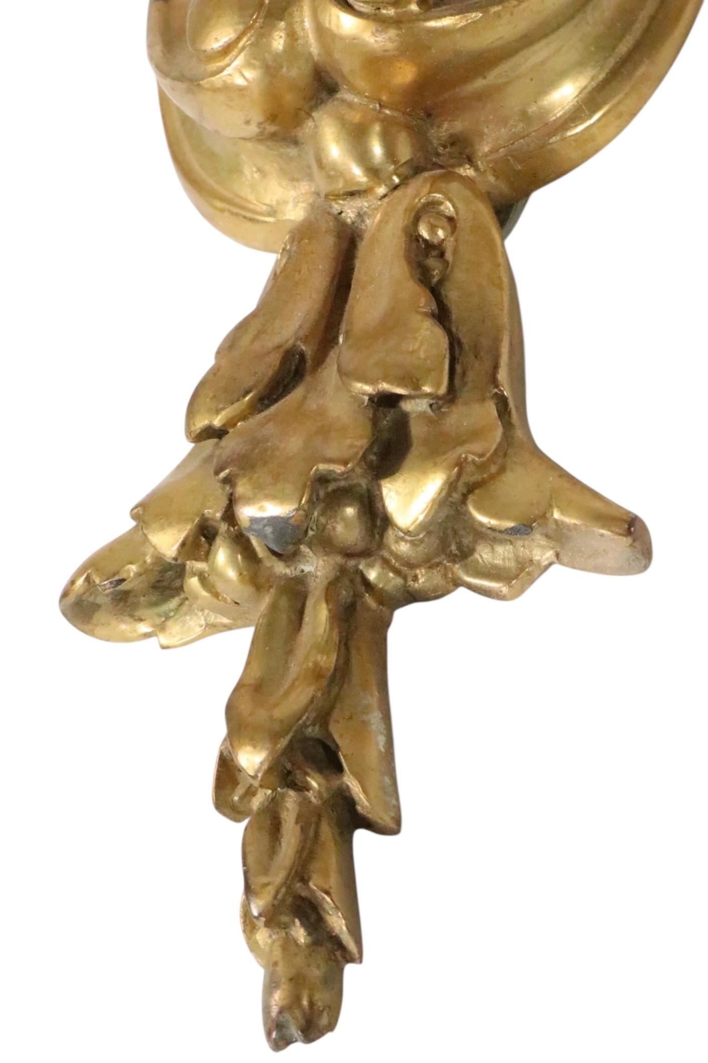 Coppia di candelieri classici formali a due luci di Caldwell in vendita 4