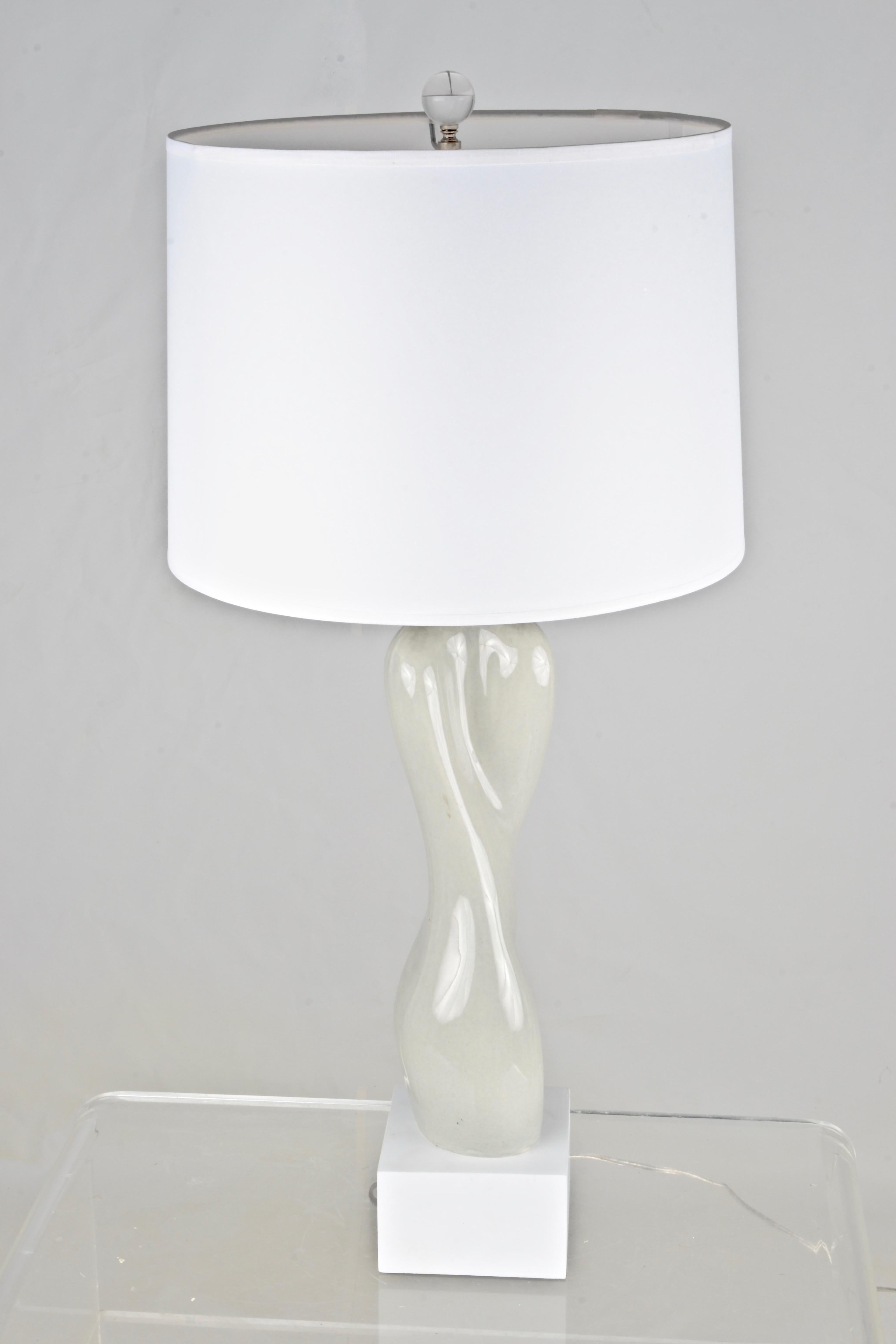 Milieu du XXe siècle Paire Lampes en céramique de forme libre, années 1950 en vente