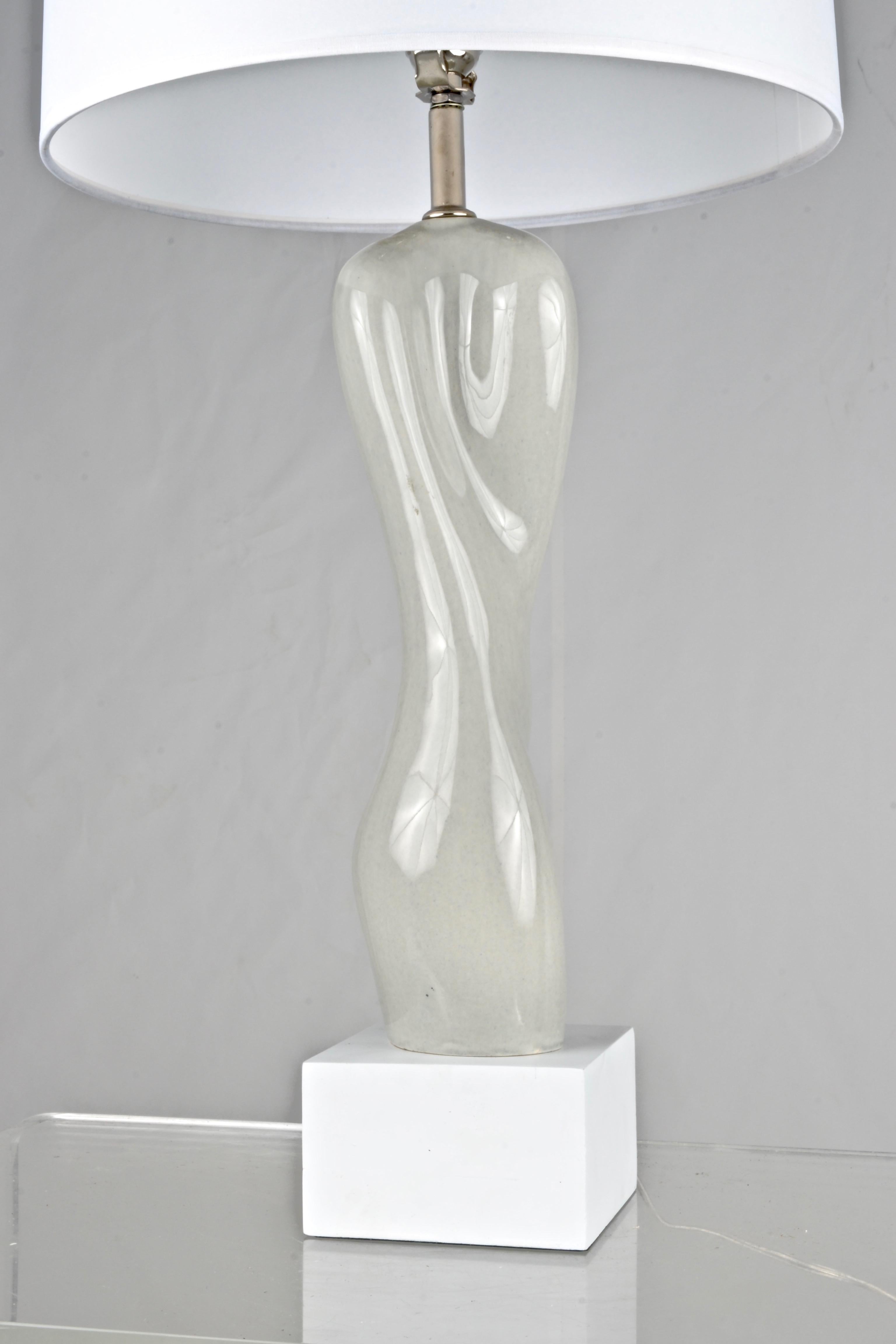 Céramique Paire Lampes en céramique de forme libre, années 1950 en vente
