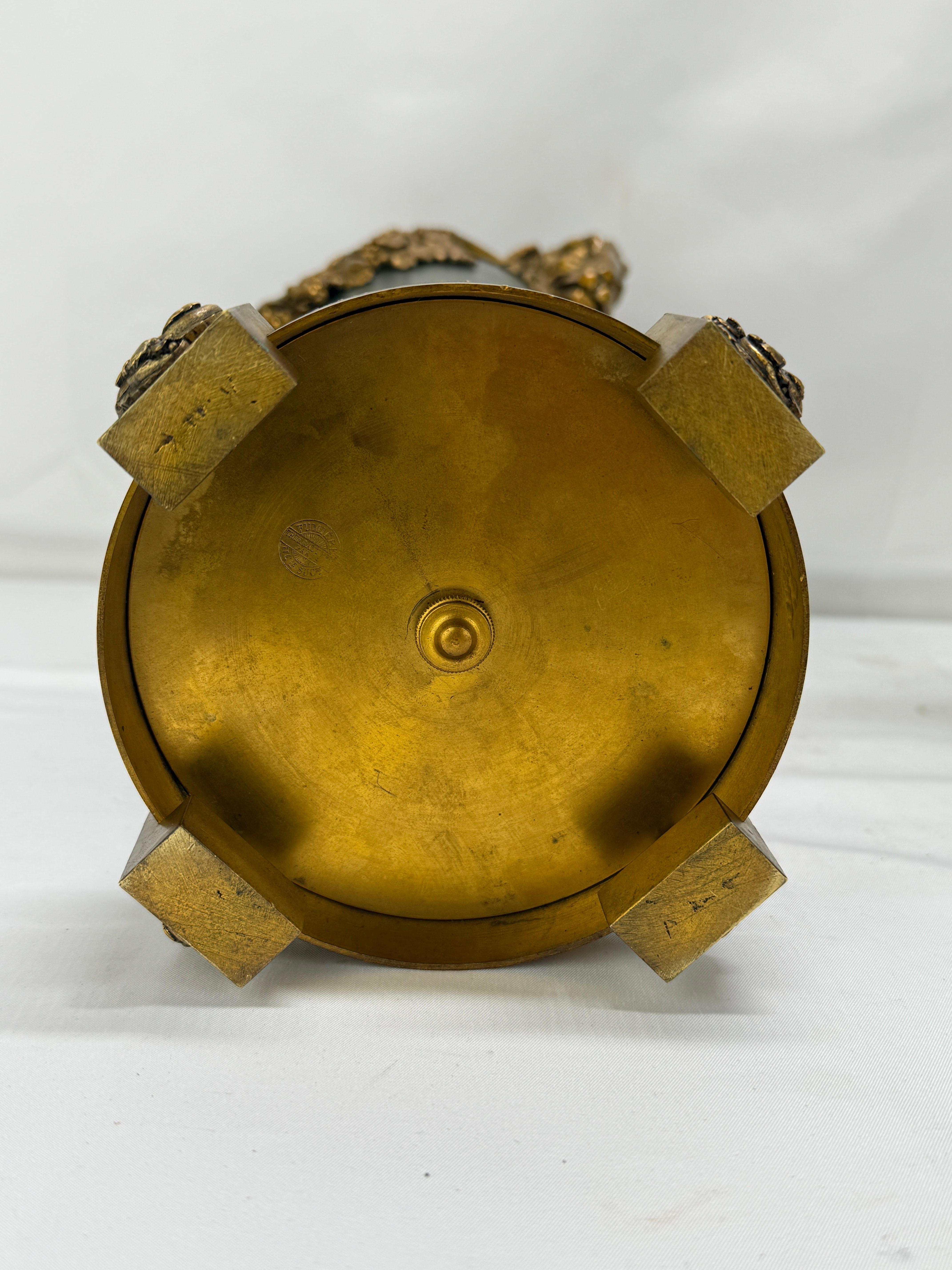 Pr, Jarrones de bronce dorado y patinado de Fumière et Cie, Paris, Renacimiento del Imperio francés en venta 6