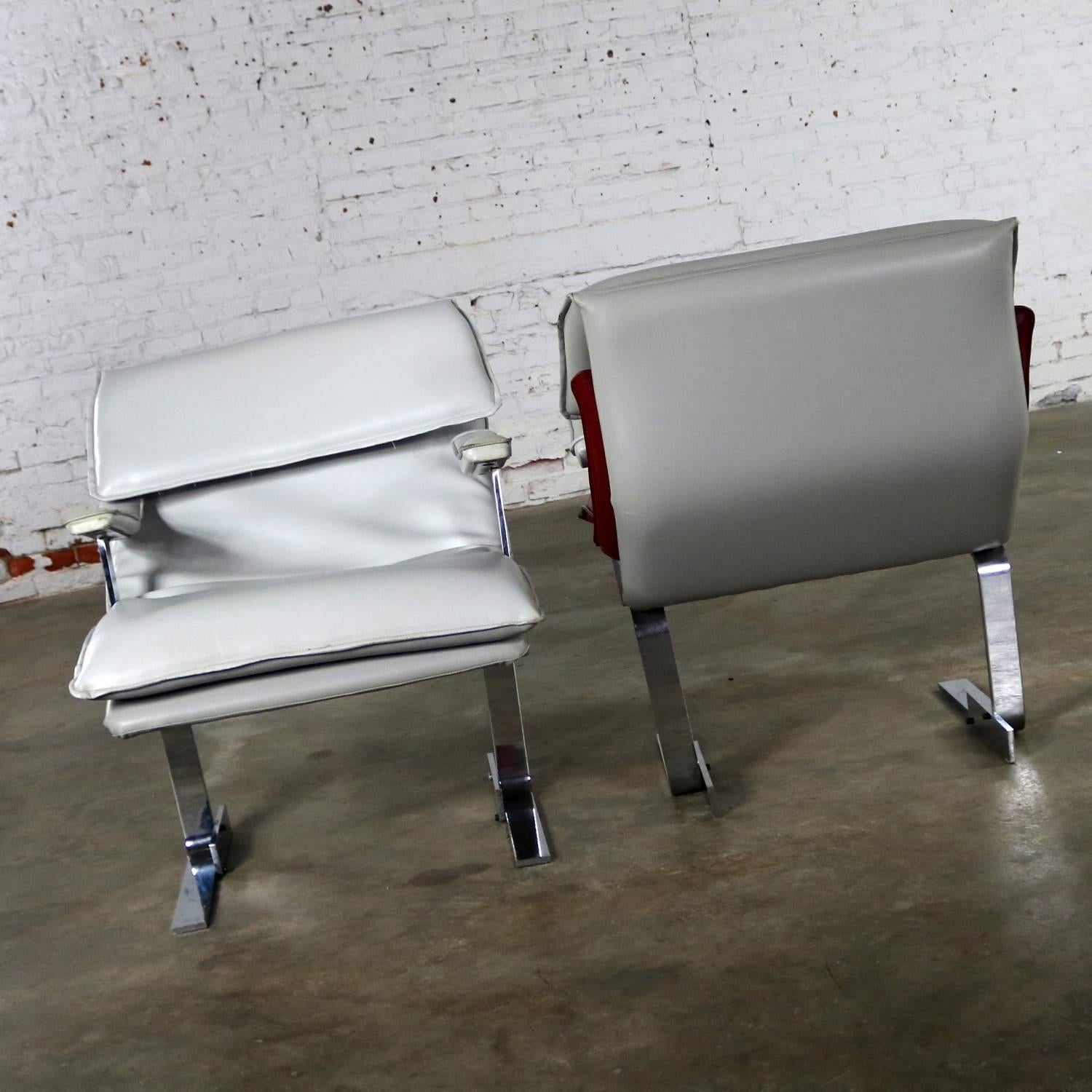 Pr G Maletti Lounge Chairs Style of Onda by Giovanni Offredi for Saporiti Italia For Sale 9