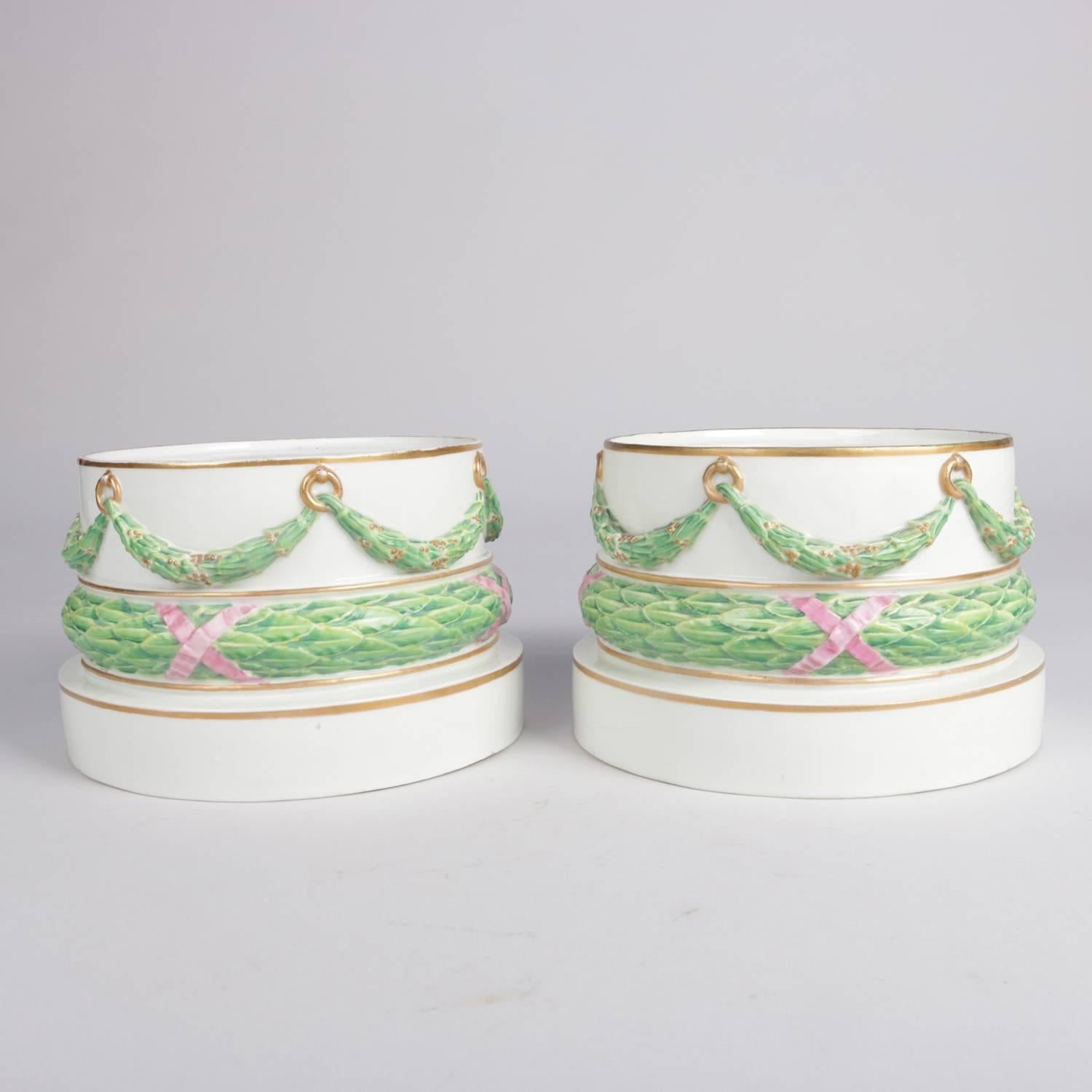 19th Century Pair of Meissen Hand-Painted and Gilt Draped Garland Porcelain Sculpture Plinths