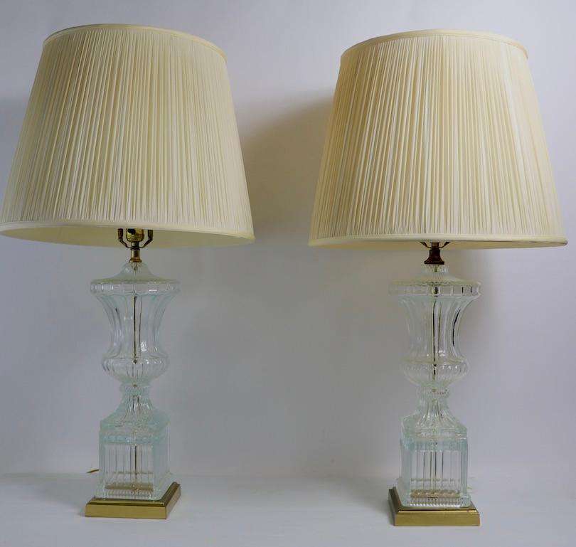 Pair of Glass Urn Form Table Lamps by Paul Hanson For Sale 1