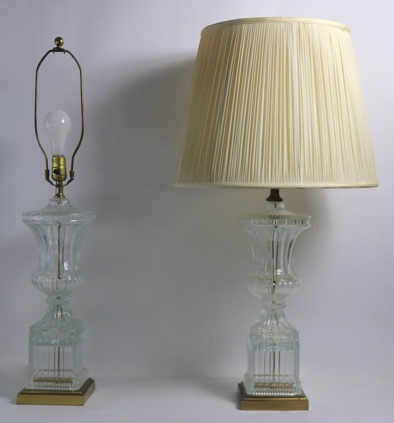 American Pair of Glass Urn Form Table Lamps by Paul Hanson For Sale