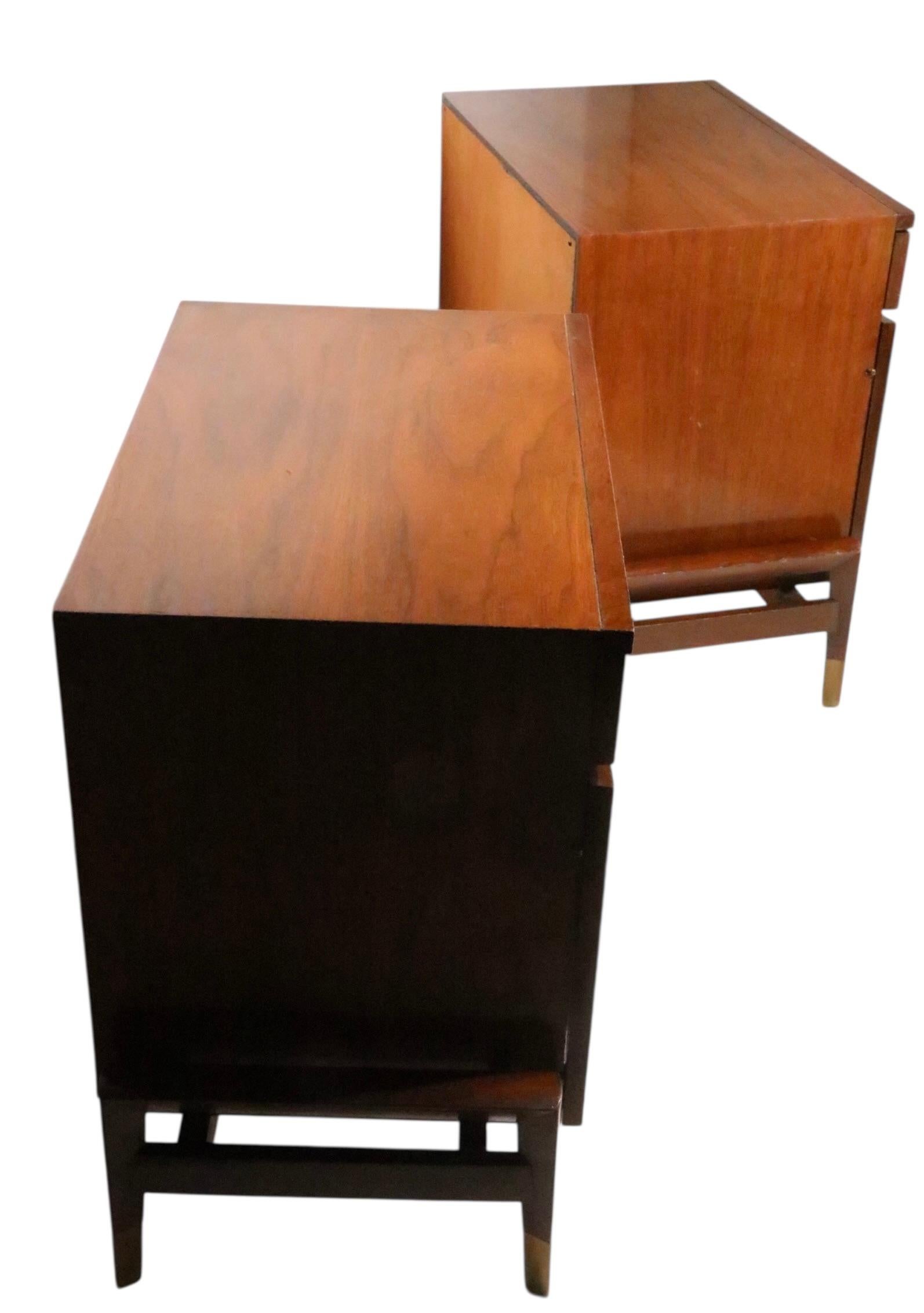 Pr. Mesillas de noche estilo Hollywood Regency Asia Modern de Helen Hobey Baker en venta 6