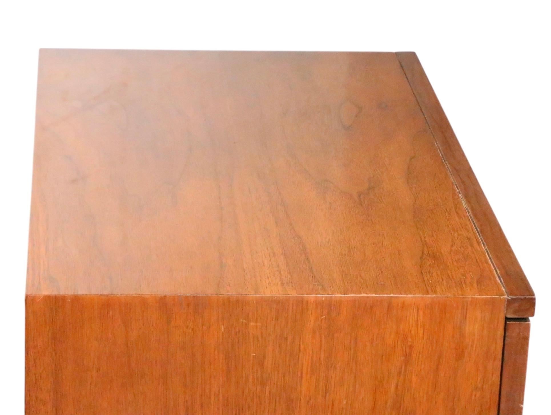 Pr. Mesillas de noche estilo Hollywood Regency Asia Modern de Helen Hobey Baker en venta 7