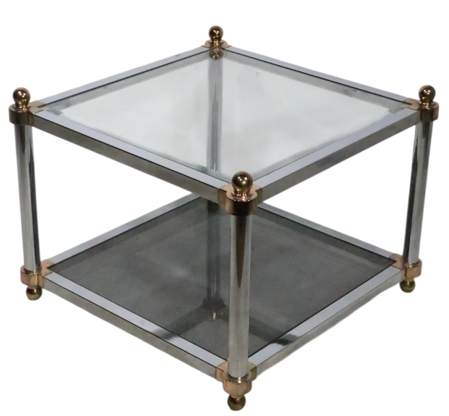 Pr. Tables d'appoint Hollywood Regency en laiton chromé et verre d'après Maison Jansen en vente 7