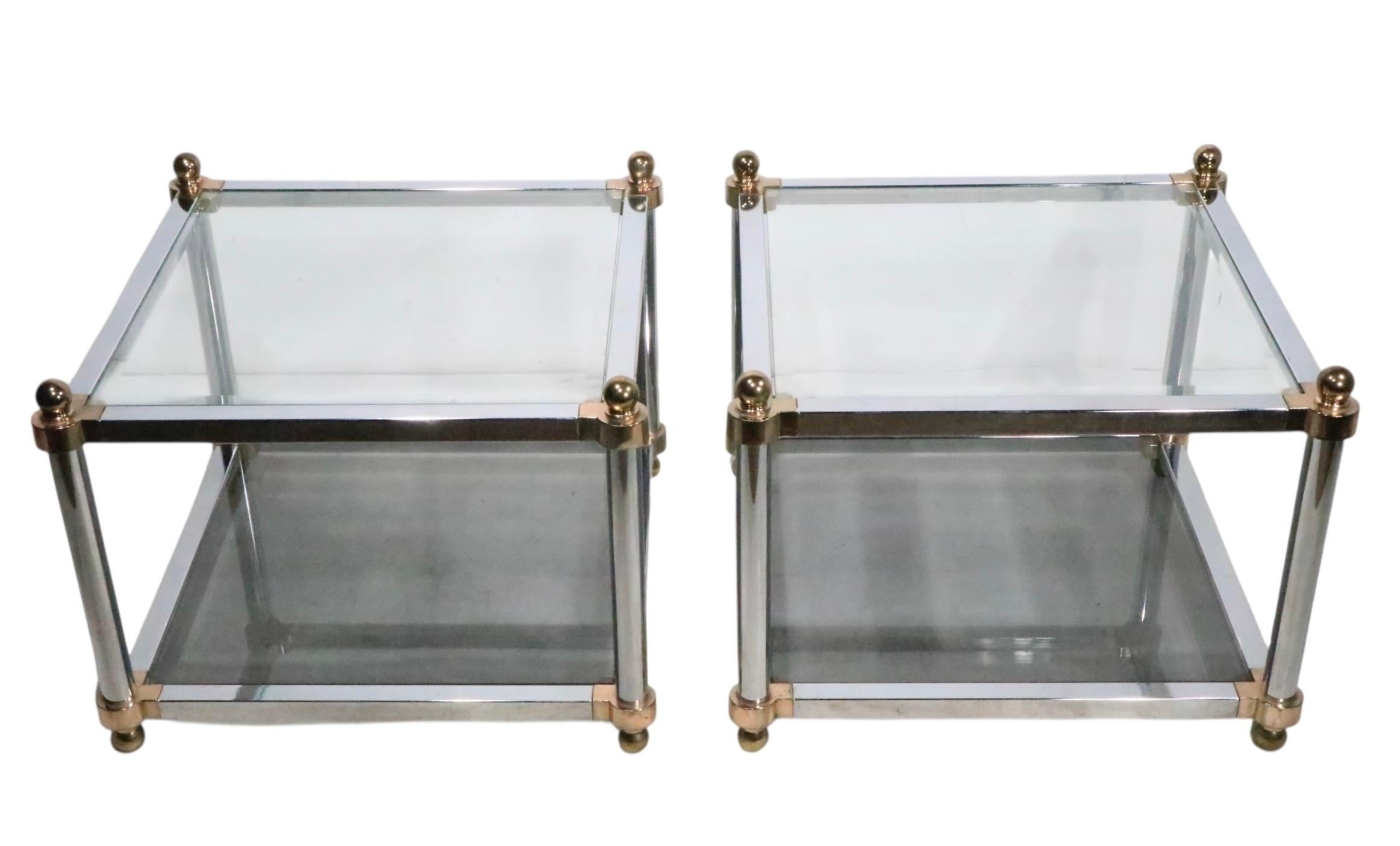 Pr. Tables d'appoint Hollywood Regency en laiton chromé et verre d'après Maison Jansen en vente 8