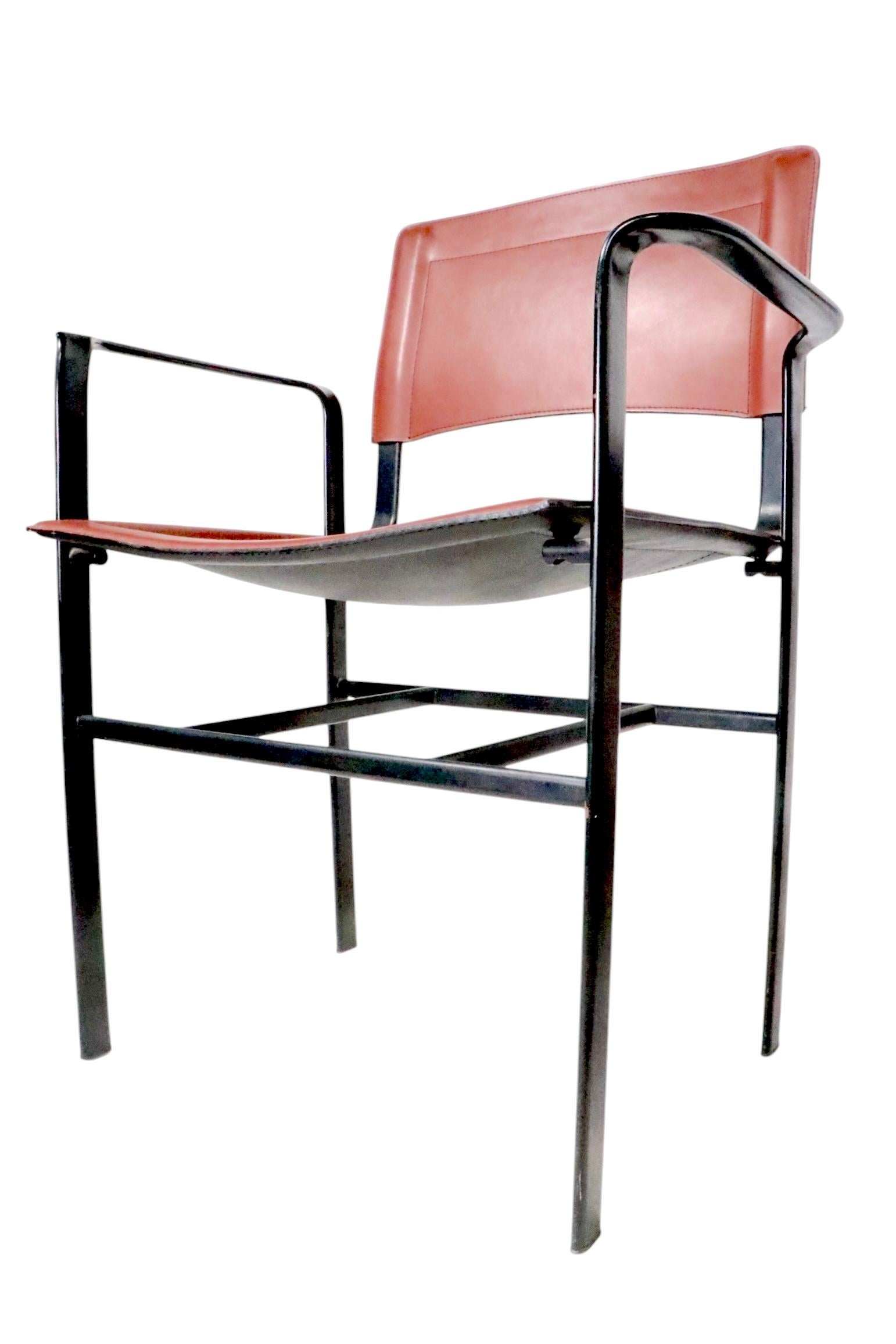 Pr. Italien  Cuir brun et métal noir  Fauteuils postmodernes par Cidue 1970 en vente 3