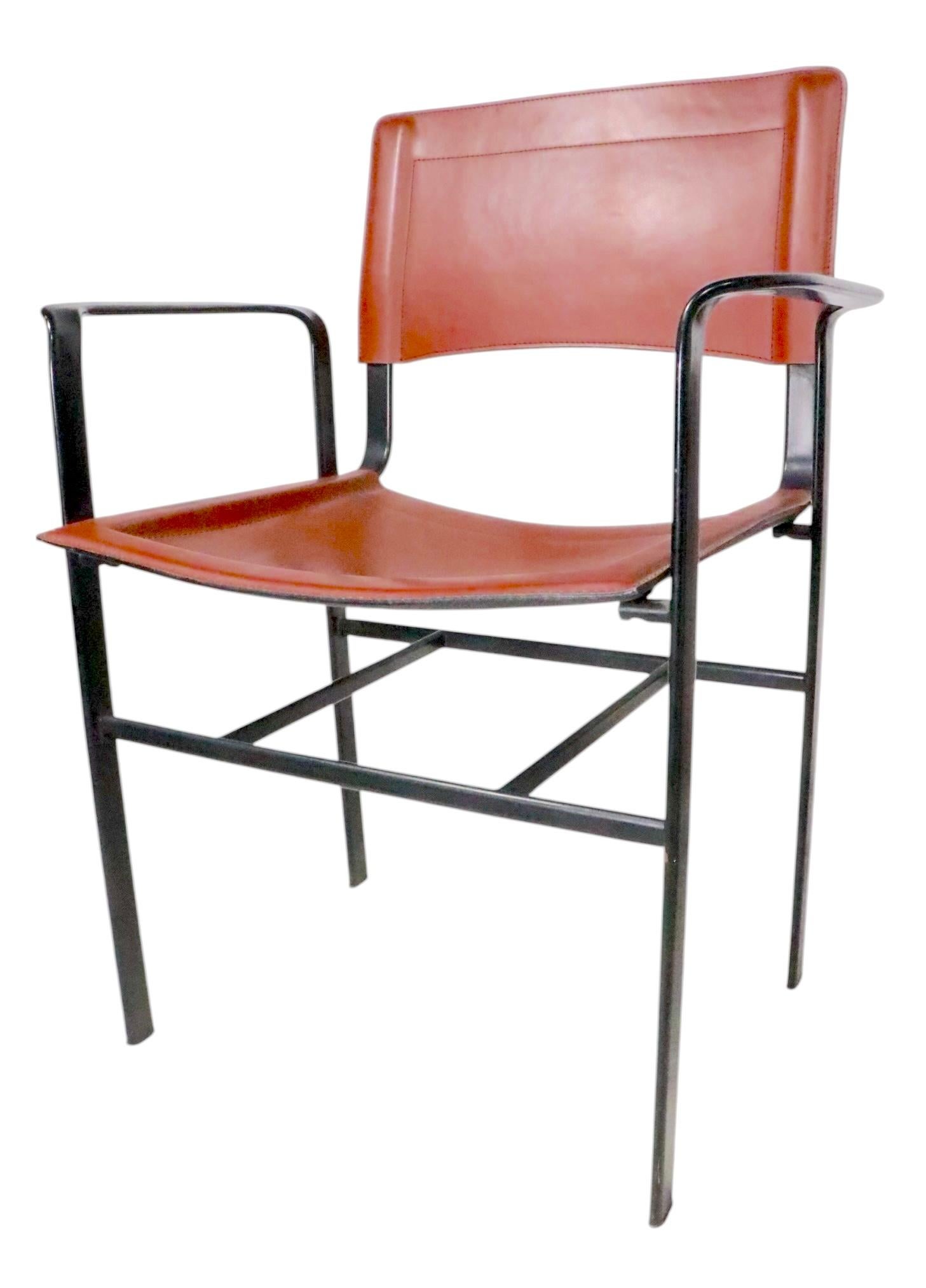 Pr. Italien  Cuir brun et métal noir  Fauteuils postmodernes par Cidue 1970 en vente 6