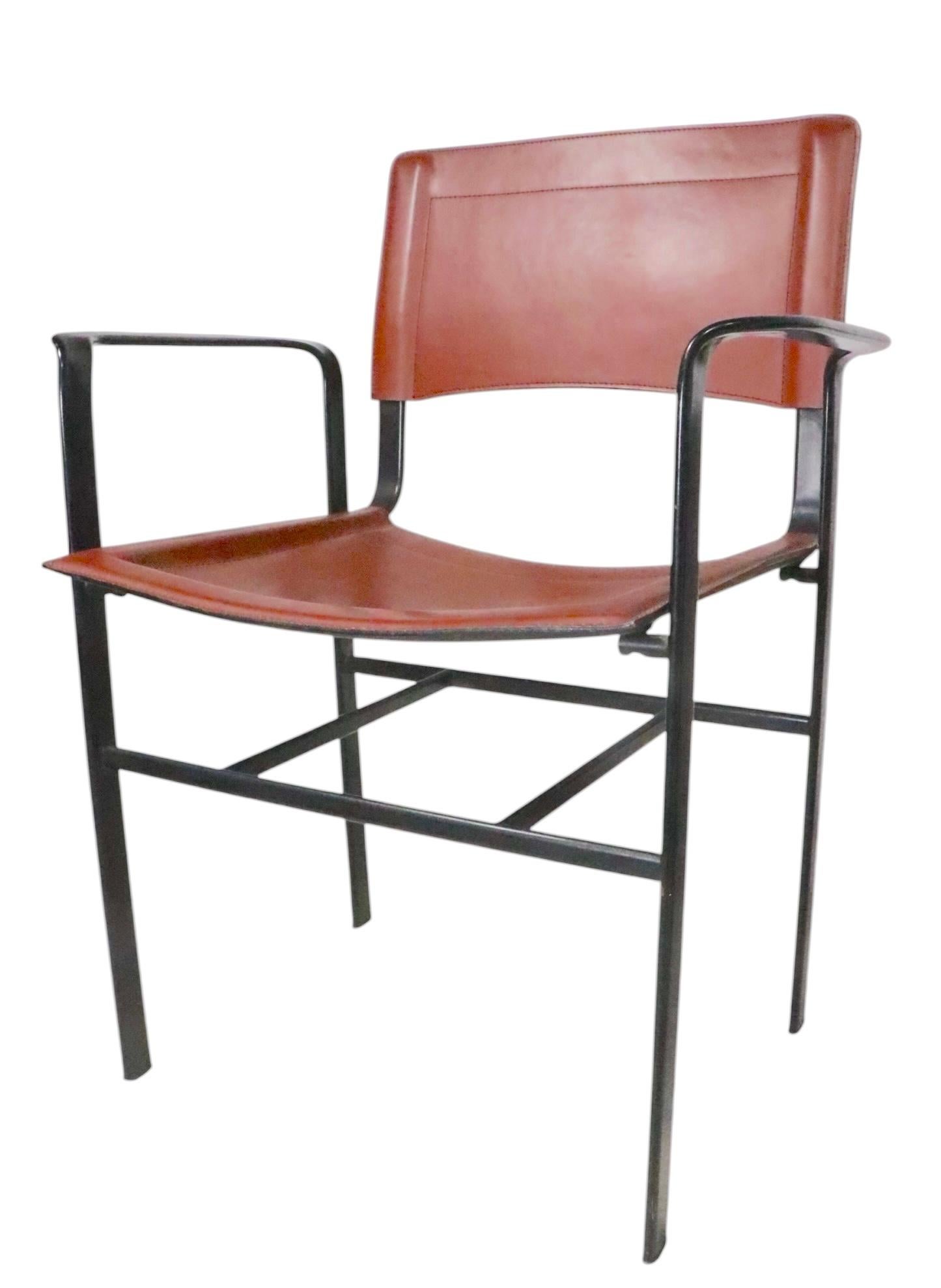 Pr. Italien  Cuir brun et métal noir  Fauteuils postmodernes par Cidue 1970 en vente 11