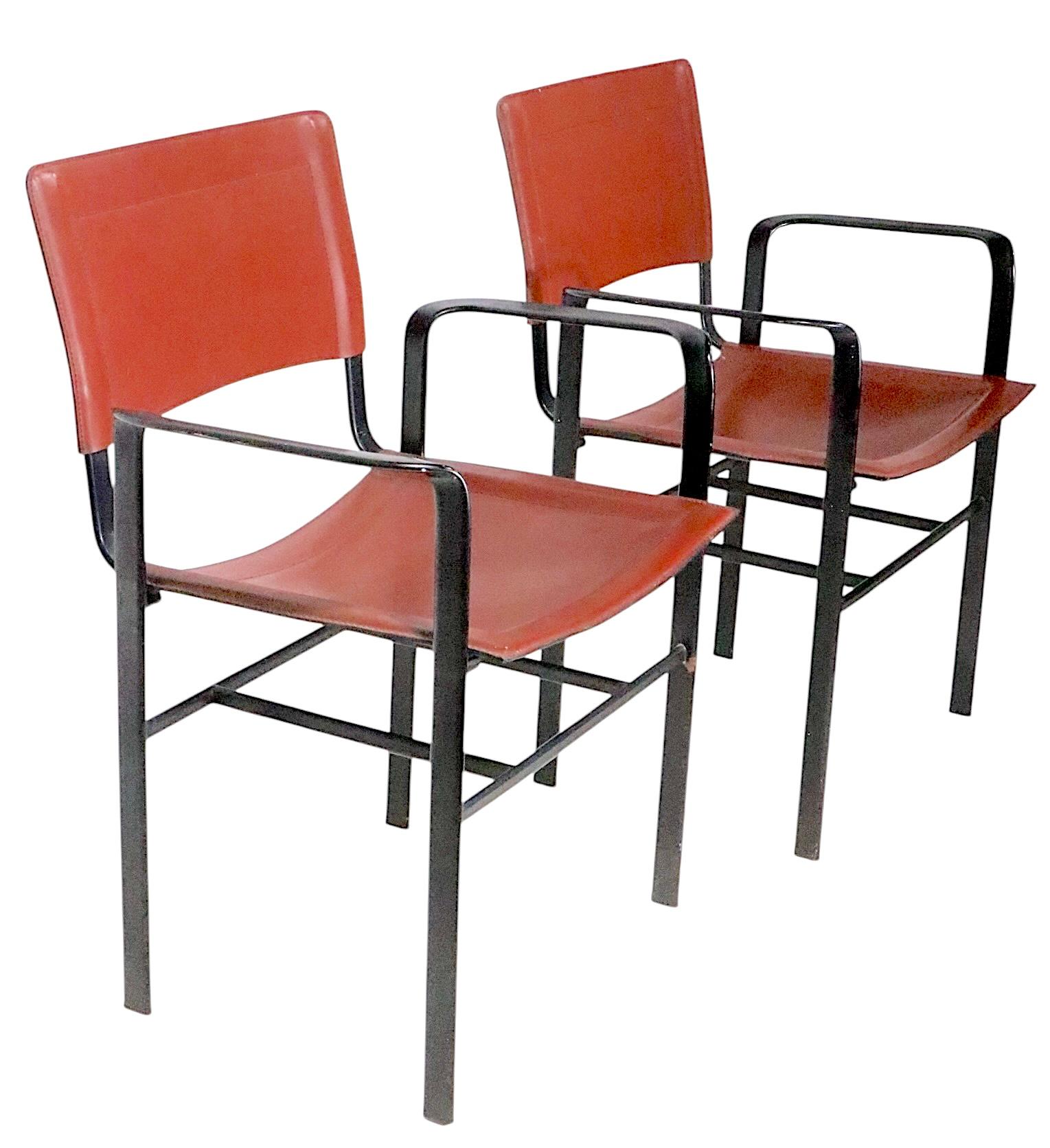 Pr. Italien  Cuir brun et métal noir  Fauteuils postmodernes par Cidue 1970 Bon état - En vente à New York, NY