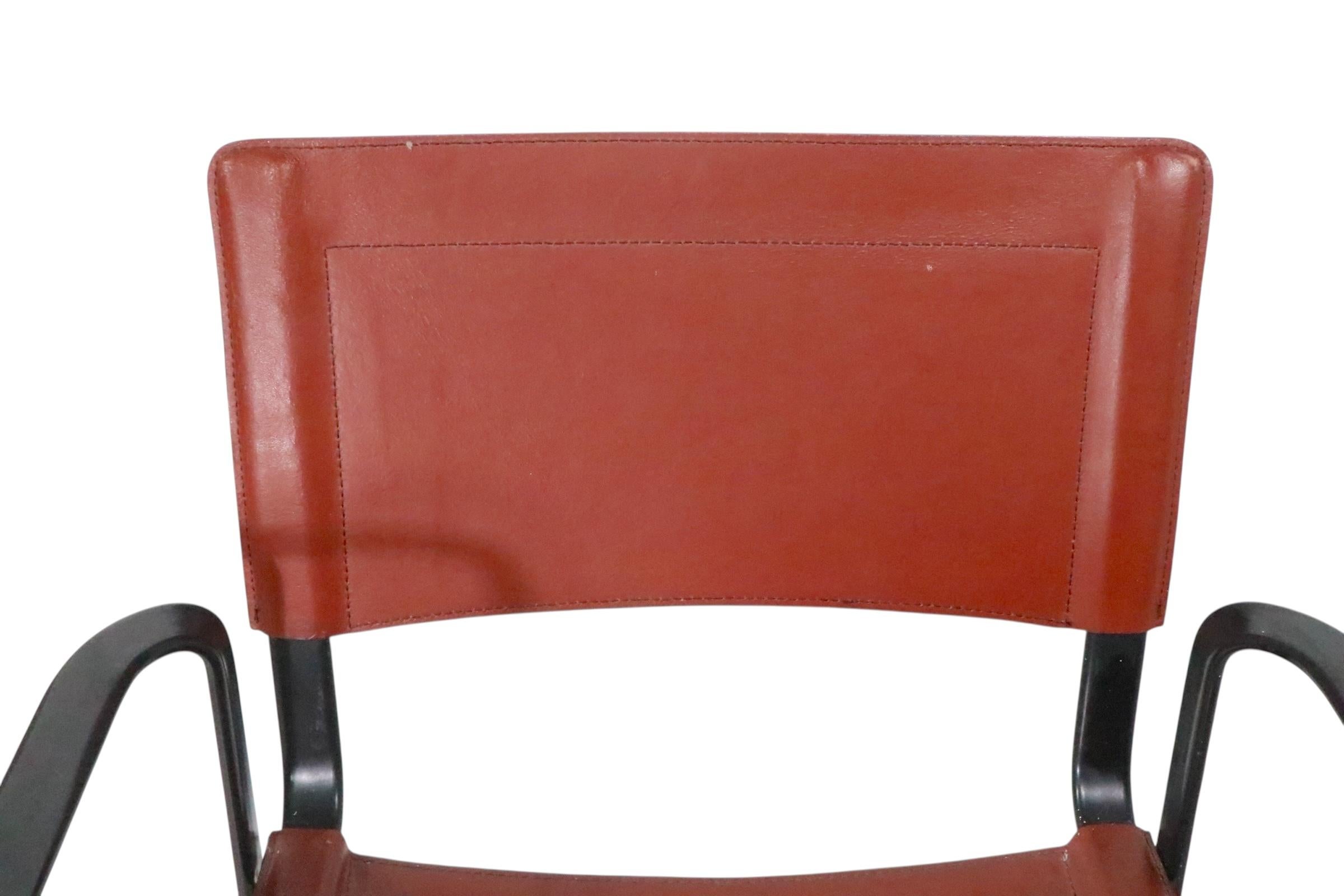 Pr. Italien  Cuir brun et métal noir  Fauteuils postmodernes par Cidue 1970 en vente 1