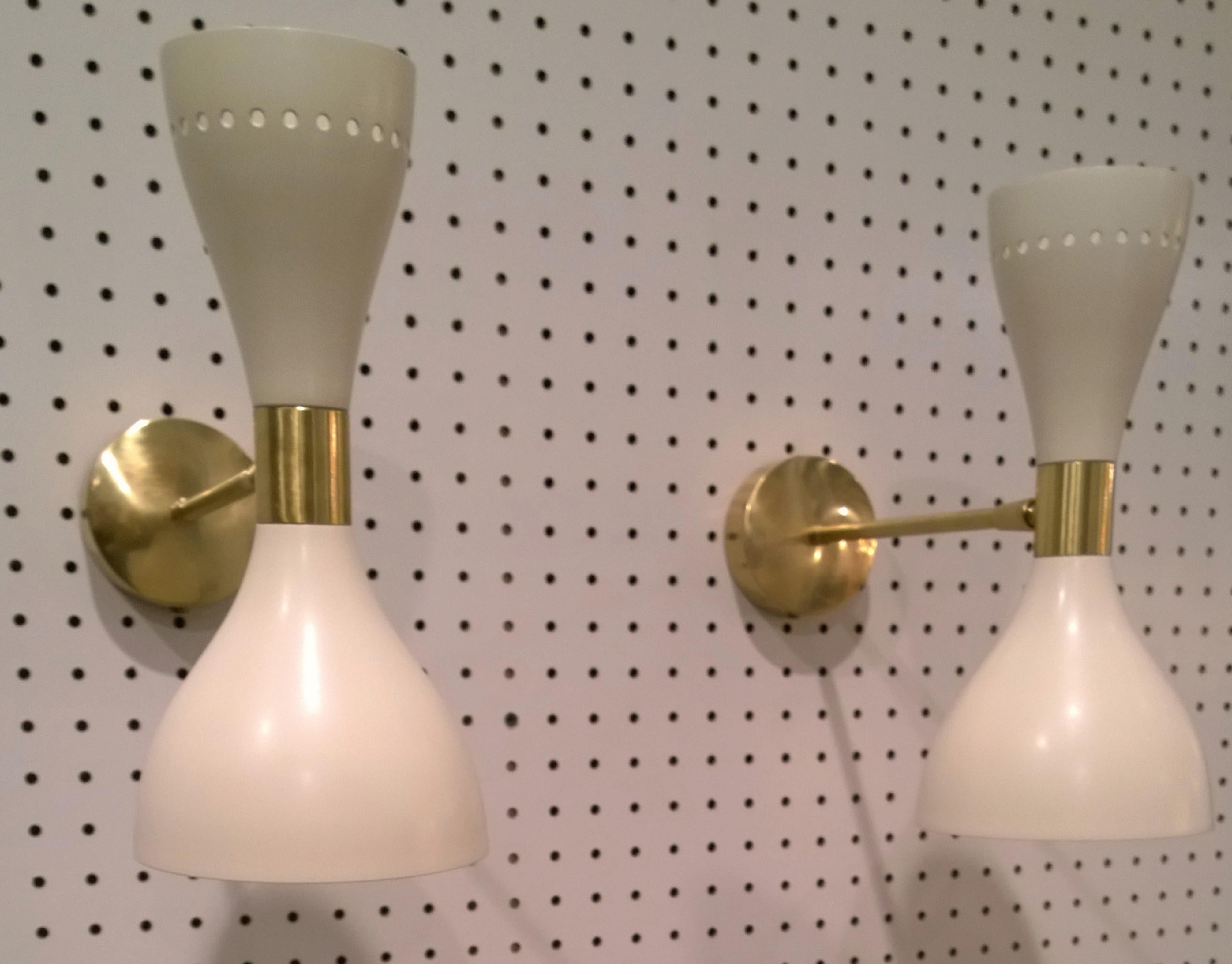 2 Italian Mid-Century Modern Stilnovo Style White Enamel Metal and Brass Sconces 6