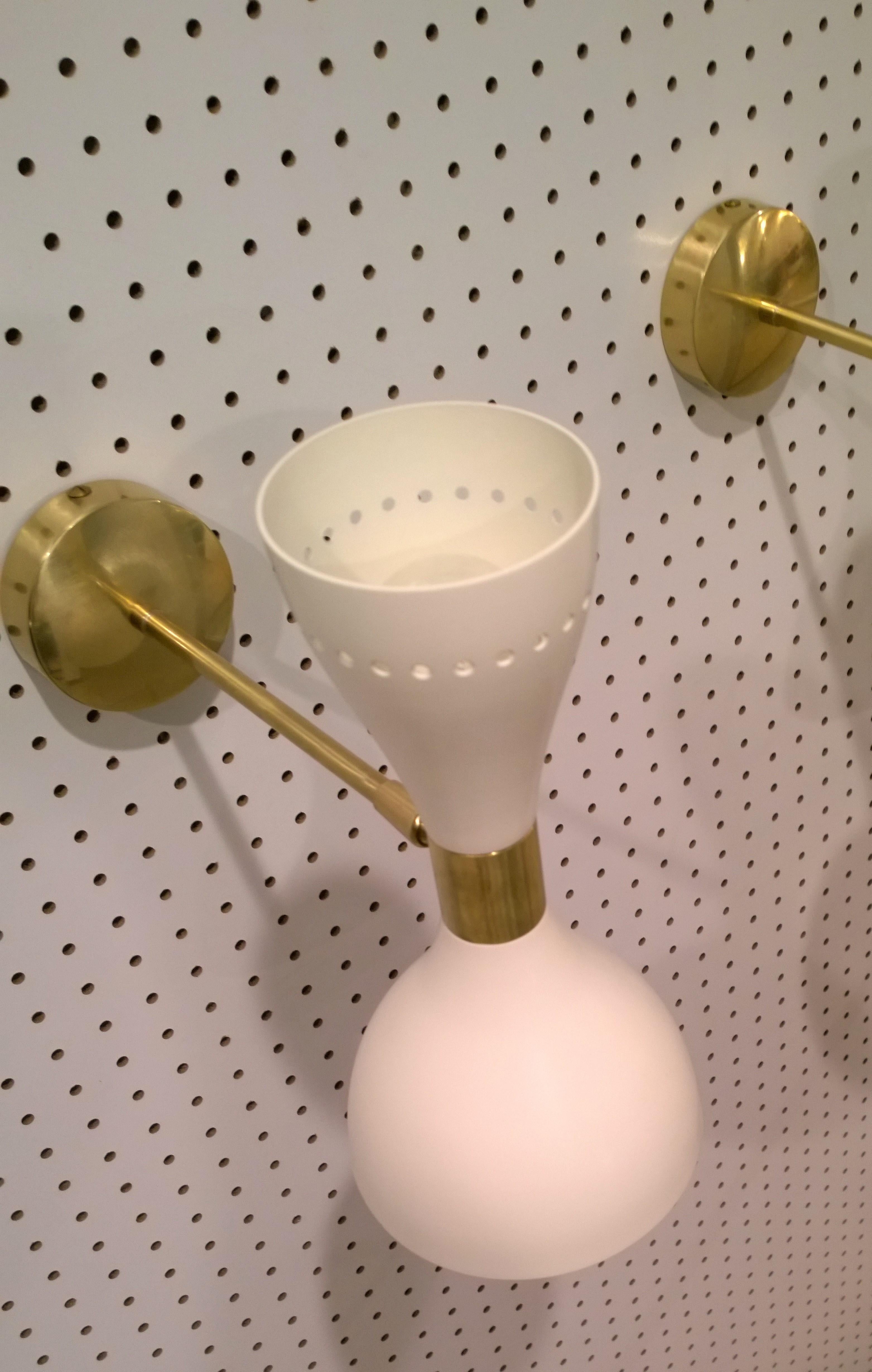 2 Italian Mid-Century Modern Stilnovo Style White Enamel Metal and Brass Sconces 7